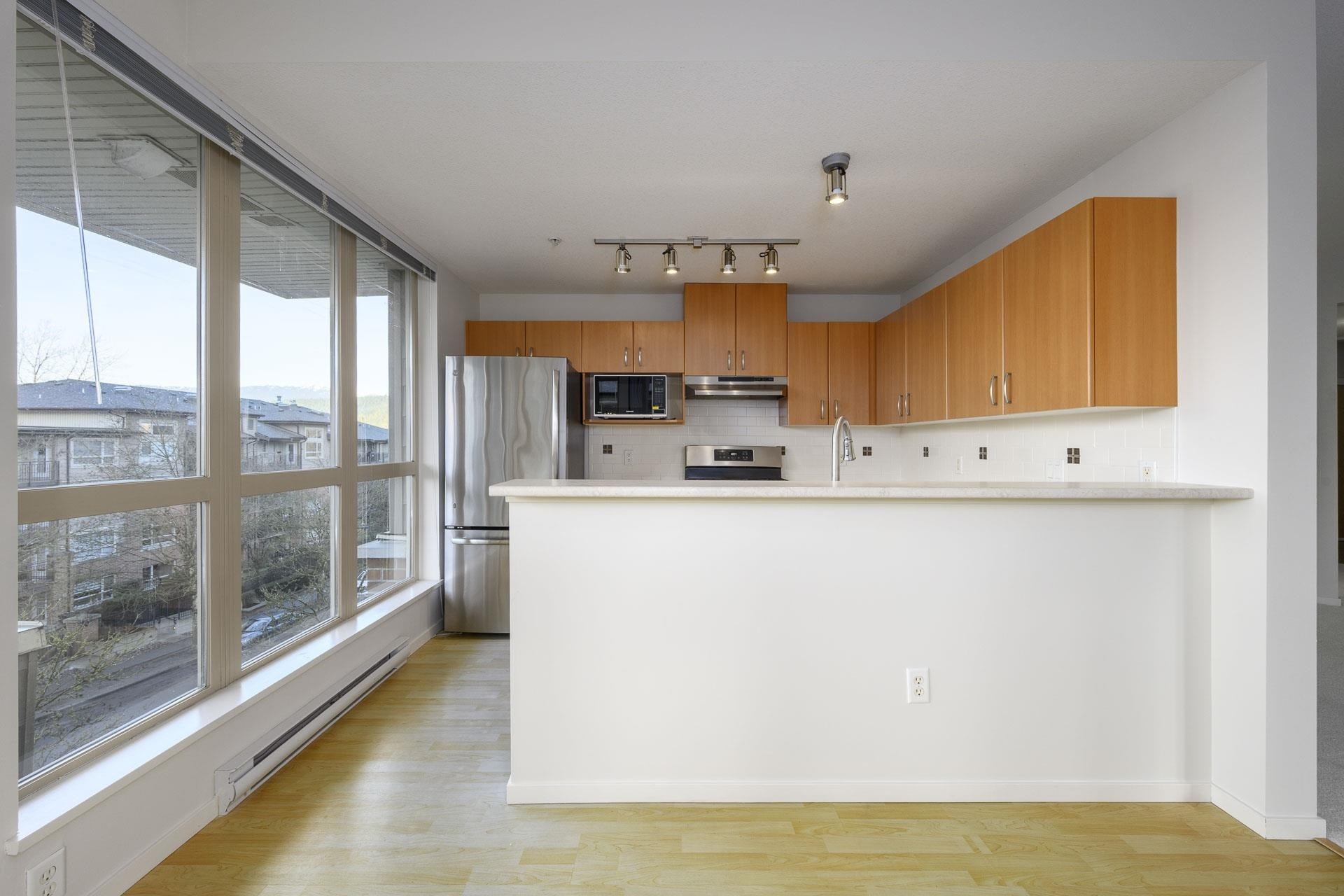 419-801 Klahanie Drive, Port Moody, BC