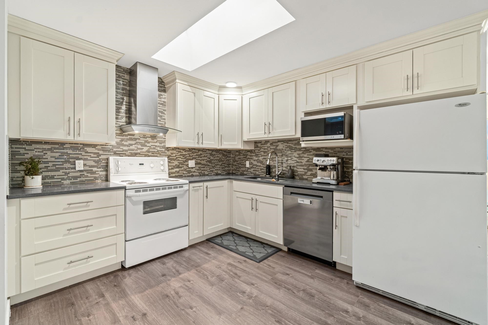 3529 Napier Street, Vancouver, BC