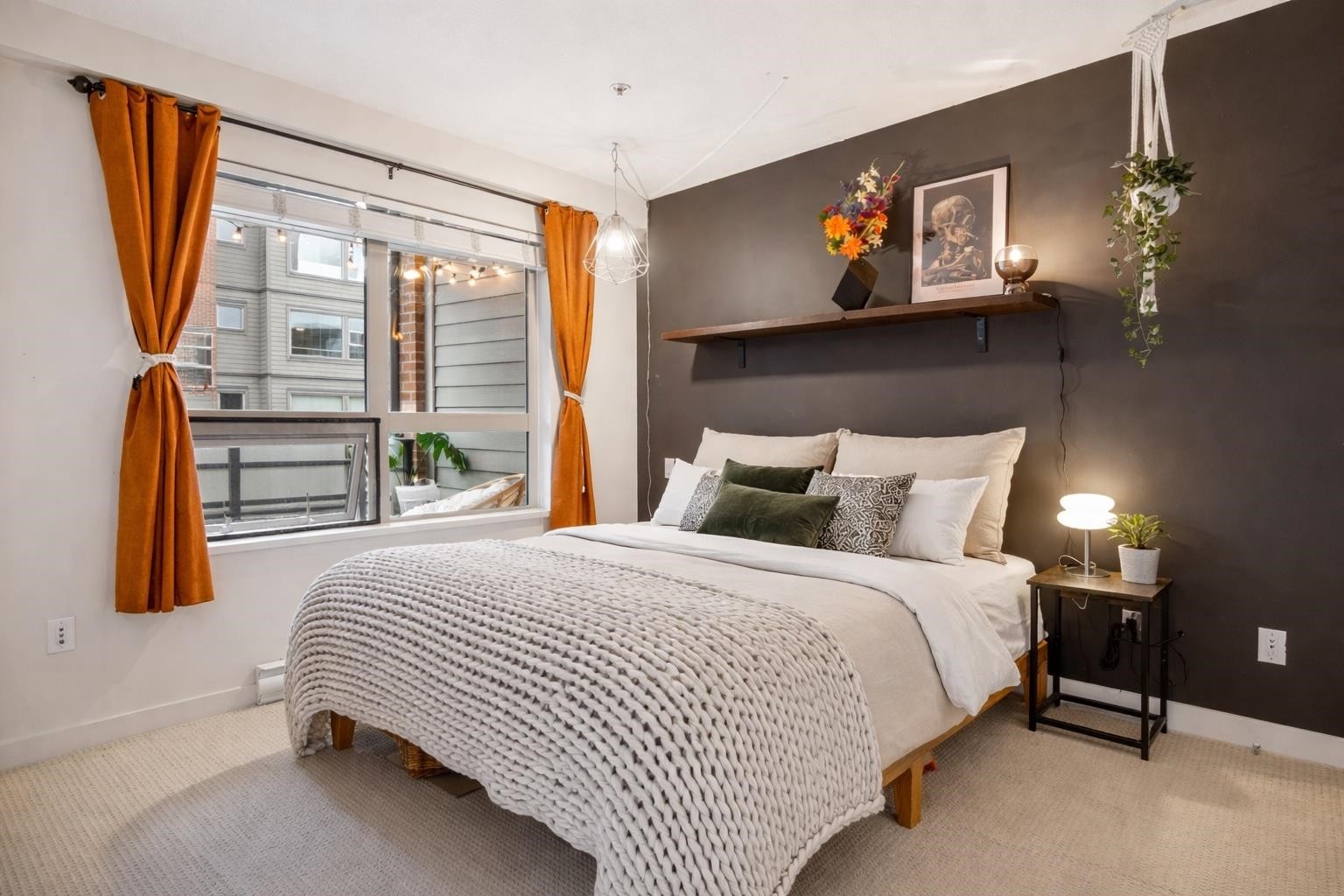 310-1673 Lloyd Avenue, North Vancouver, BC