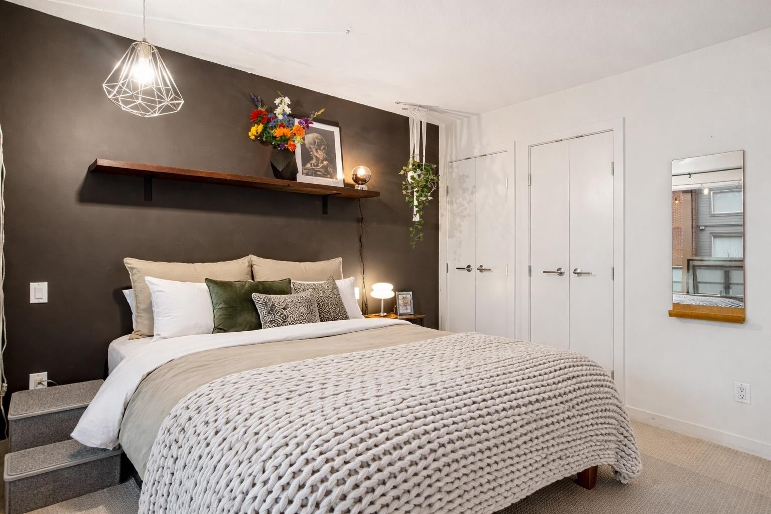 310-1673 Lloyd Avenue, North Vancouver, BC