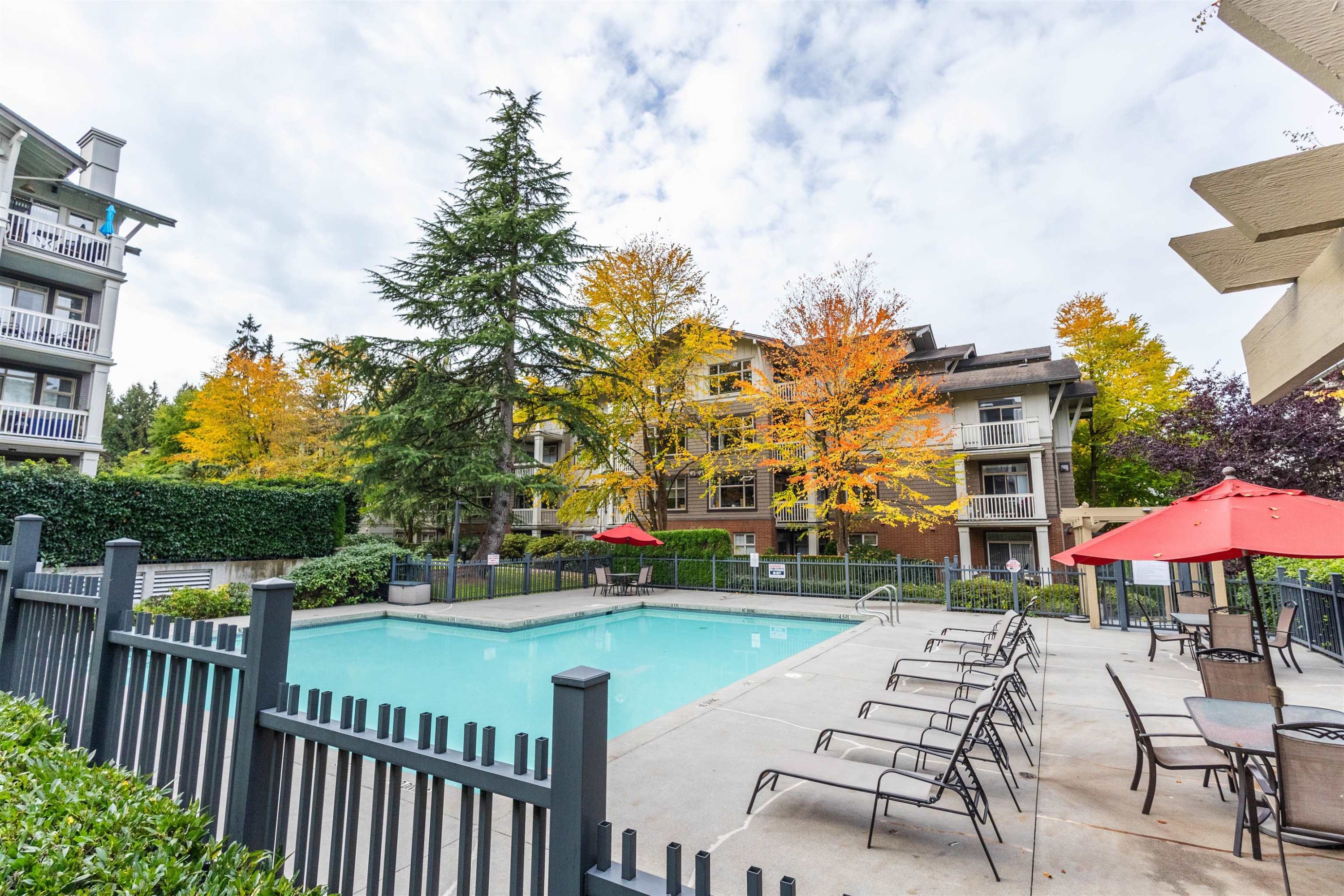 104-4883 Maclure Mews, Vancouver, BC