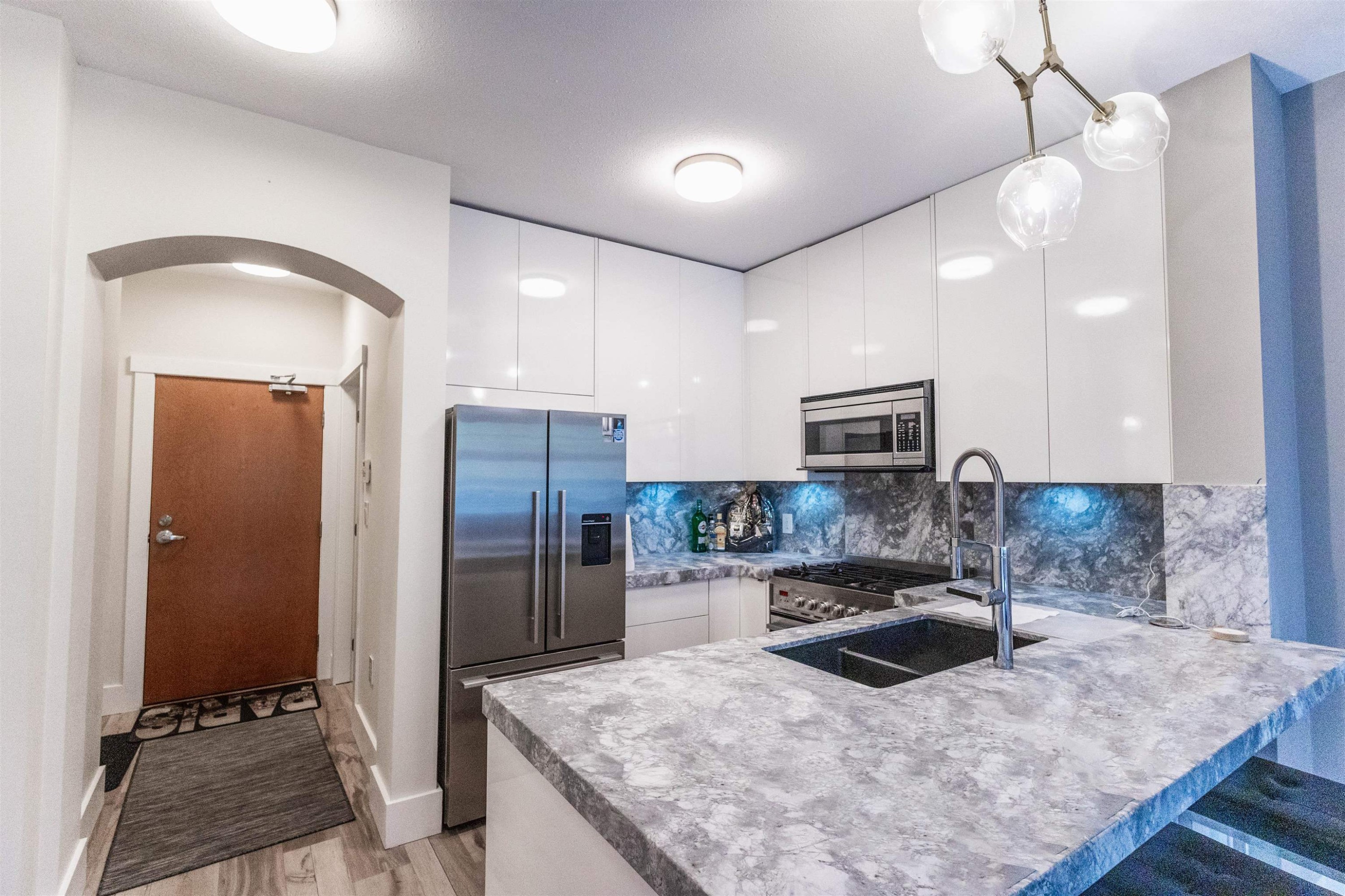 104-4883 Maclure Mews, Vancouver, BC