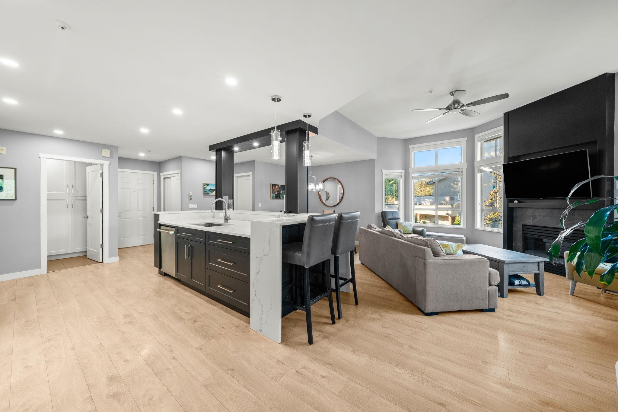 311-1150 Lynn Valley Road, North Vancouver, BC