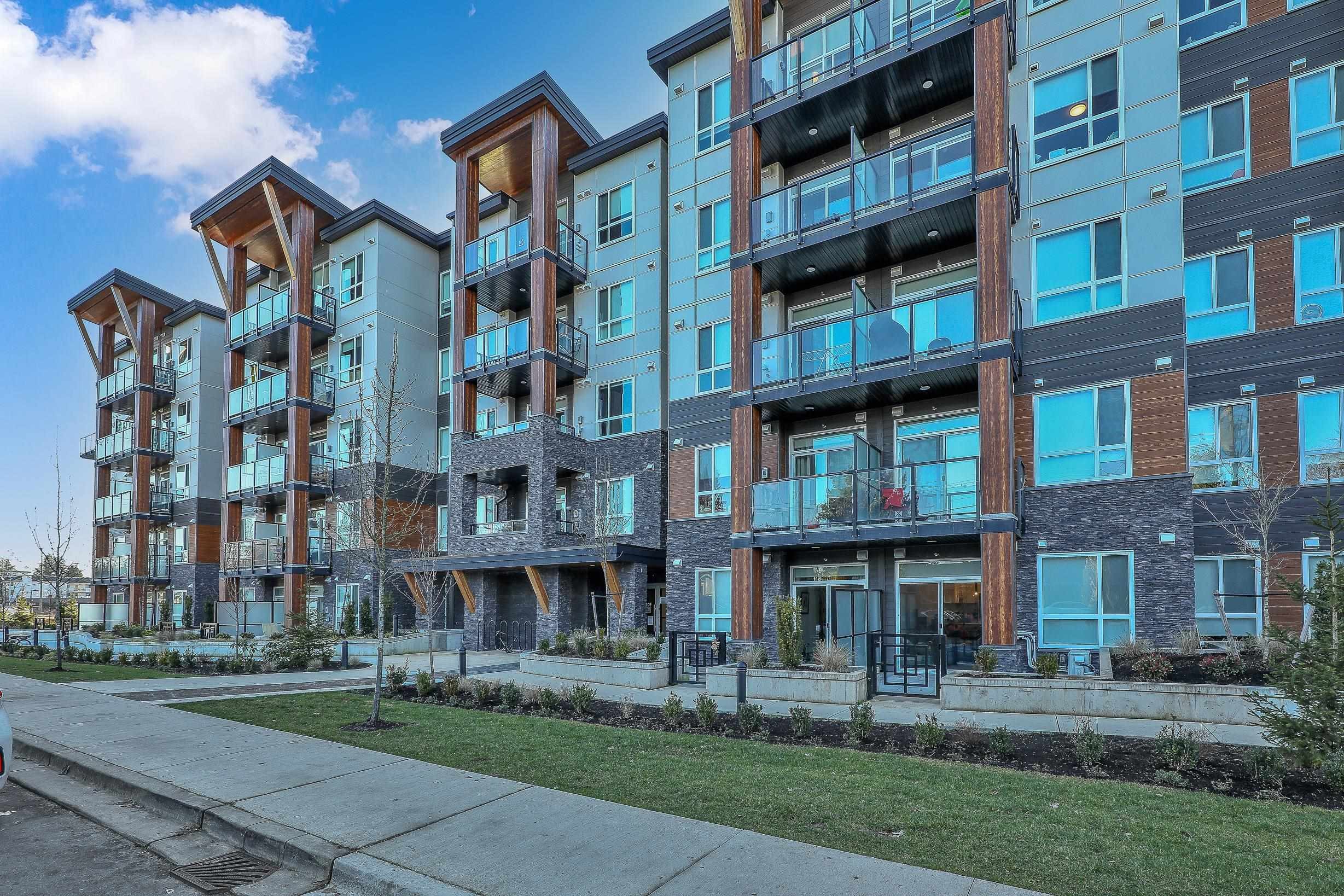 320-12109 223 Street, Maple Ridge, BC