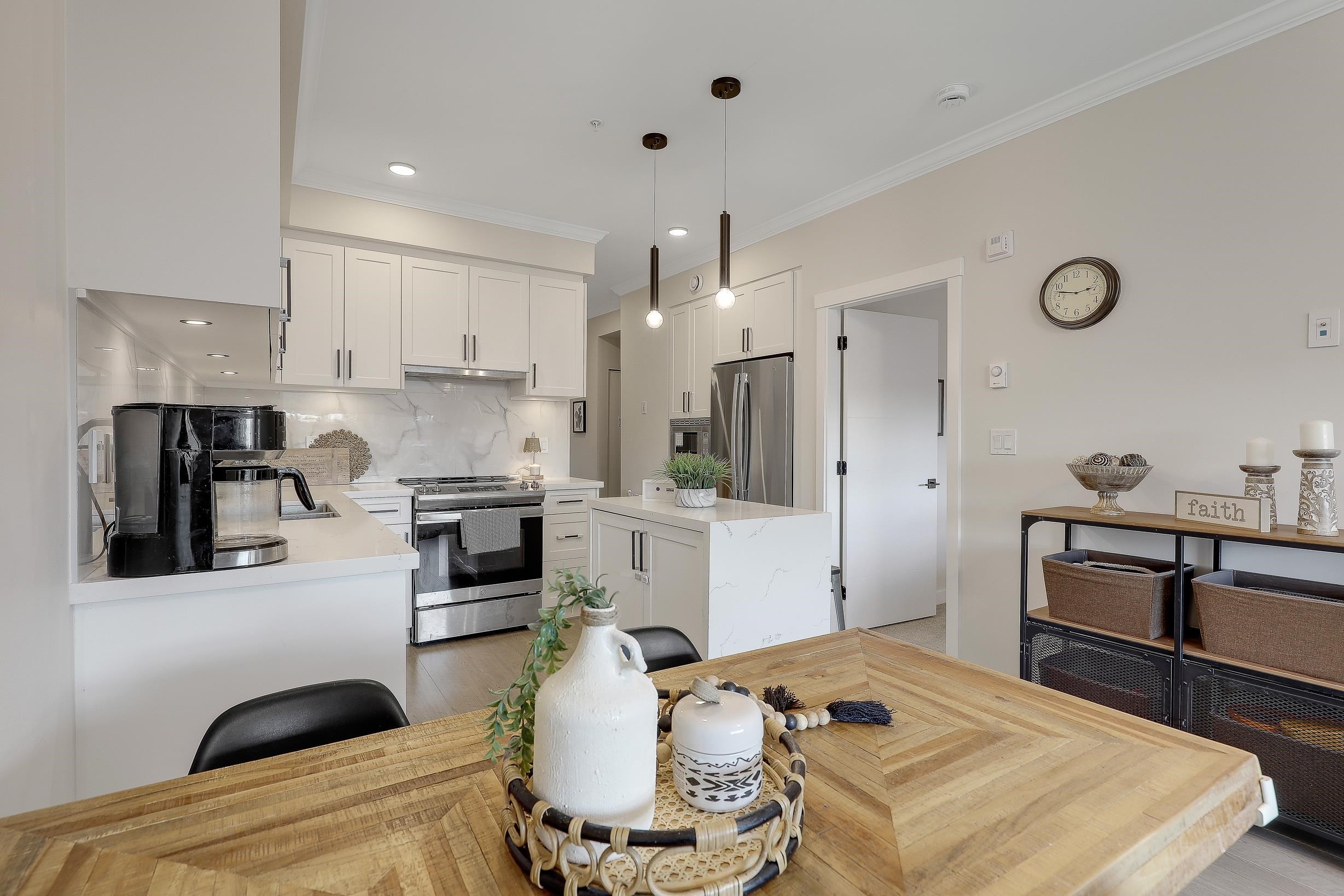 320-12109 223 Street, Maple Ridge, BC