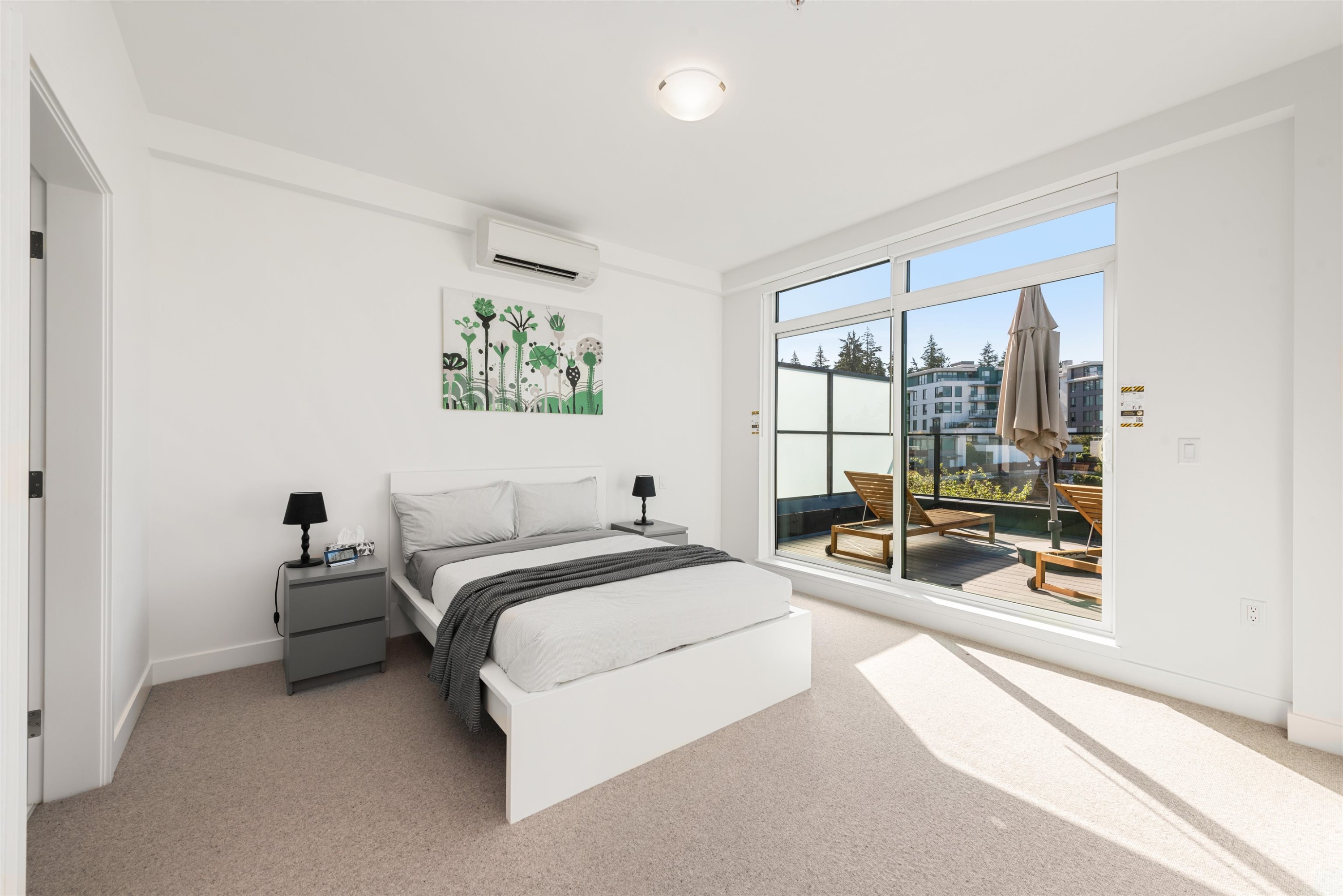 561 29Th Avenue W, Vancouver, BC