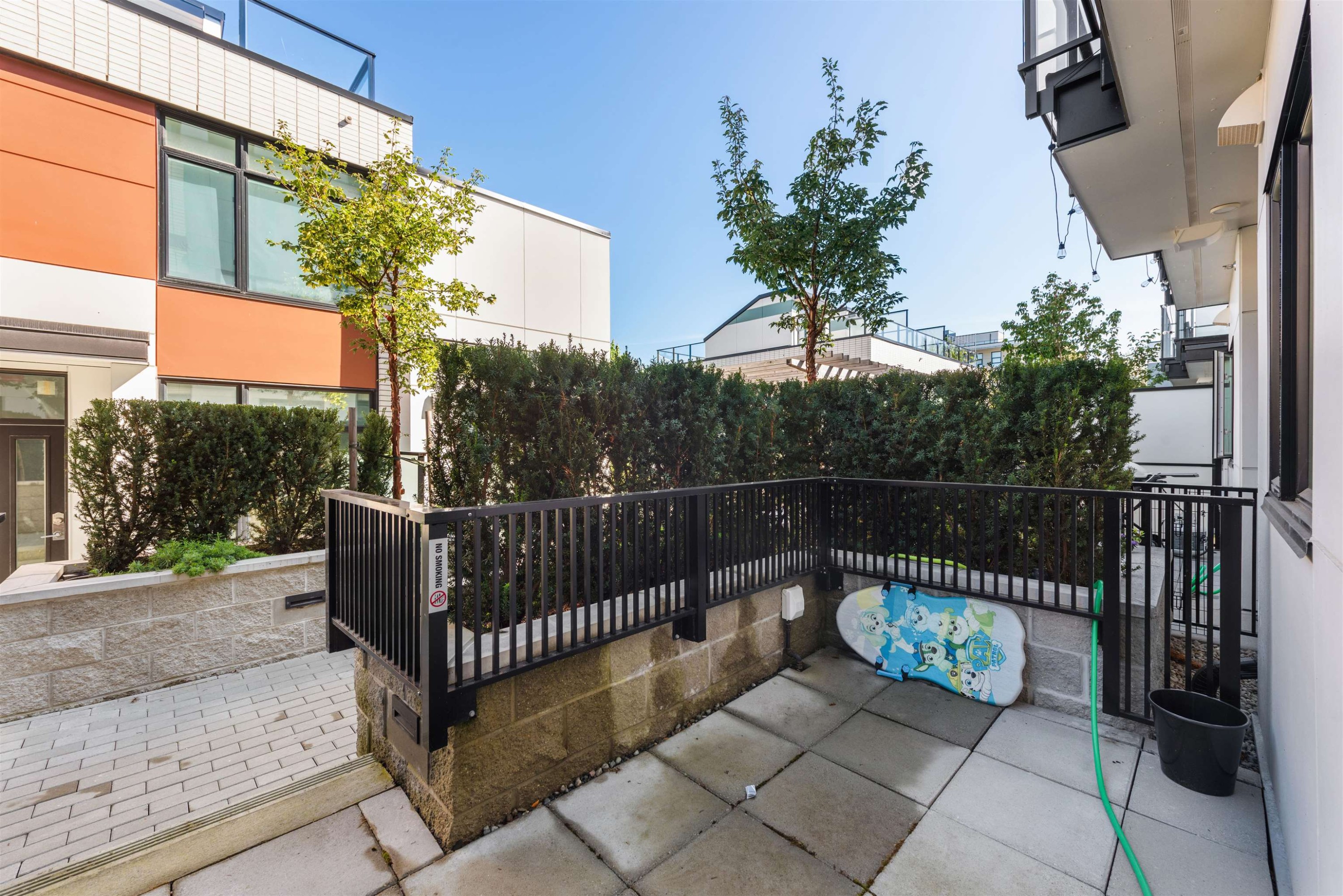 561 29Th Avenue W, Vancouver, BC