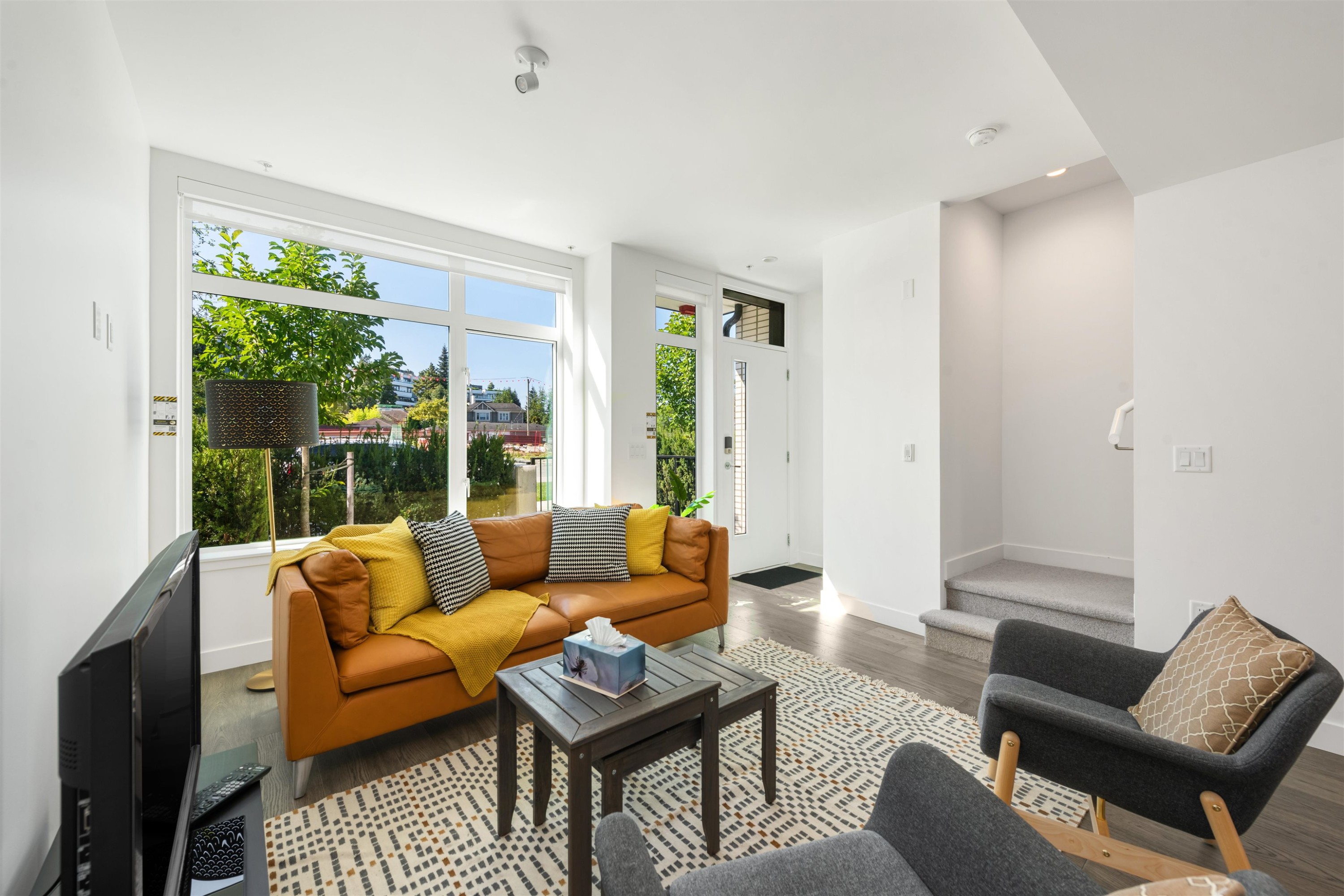 561 29Th Avenue W, Vancouver, BC