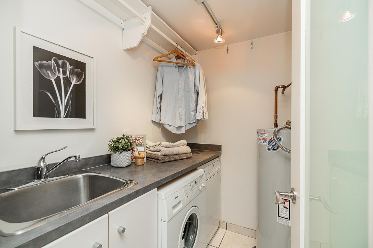 206-333 Wethersfield Drive, Vancouver, BC