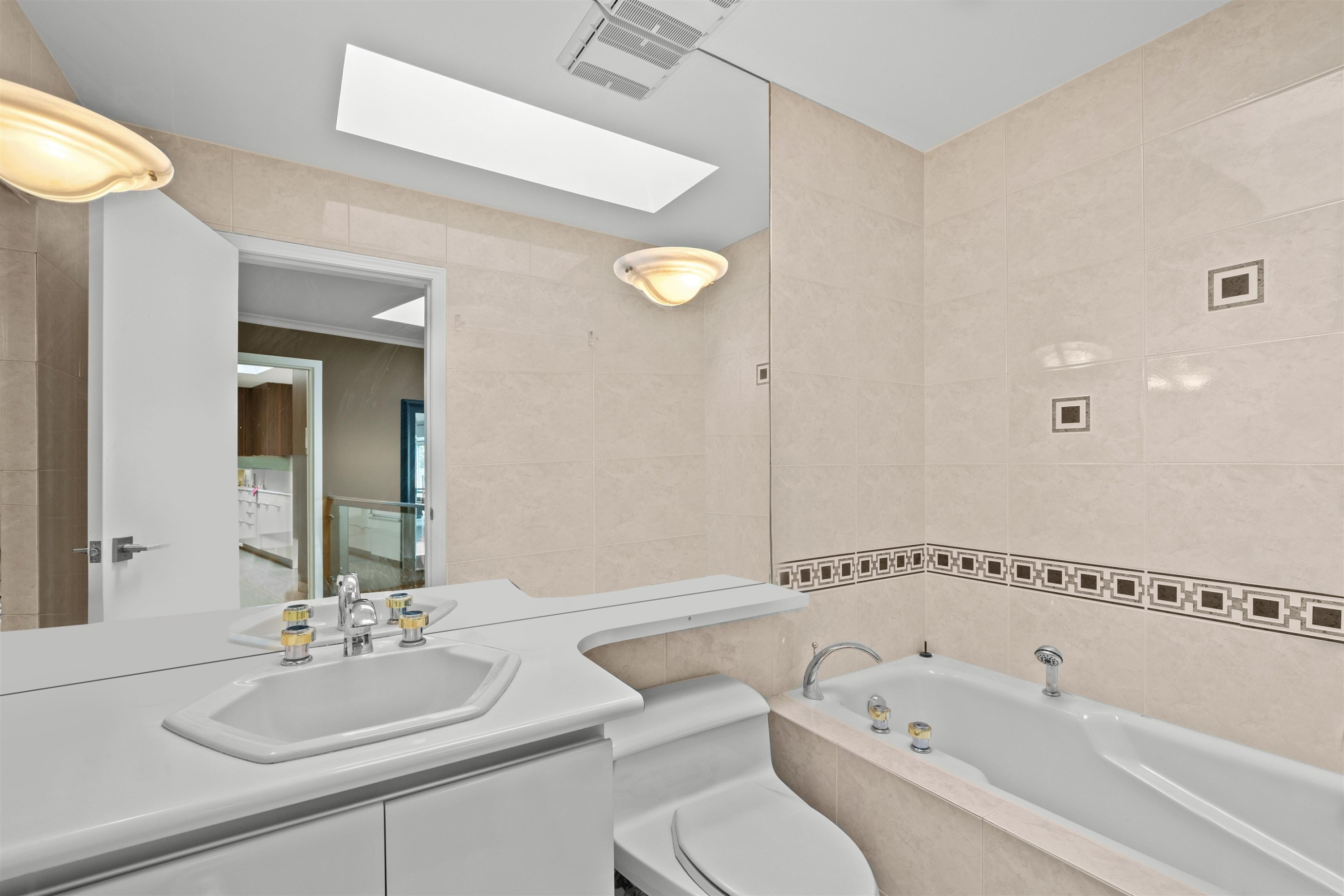 4579 Woodgreen Court, West Vancouver, BC