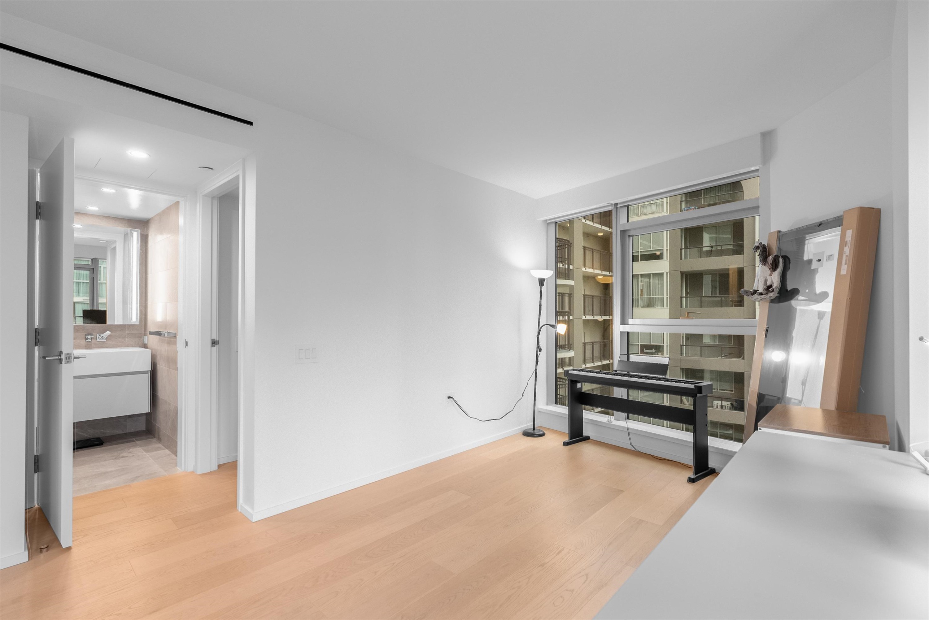 708-889 Pacific Street, Vancouver, BC