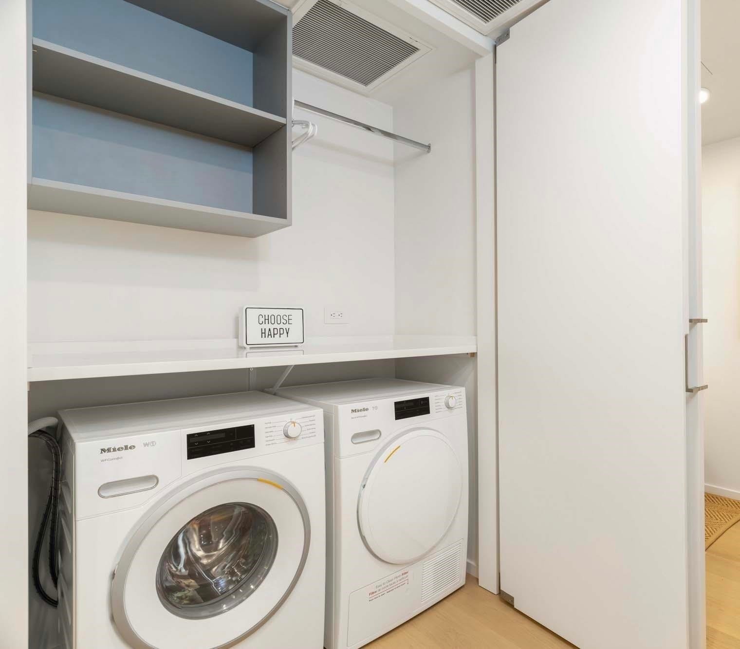 708-889 Pacific Street, Vancouver, BC