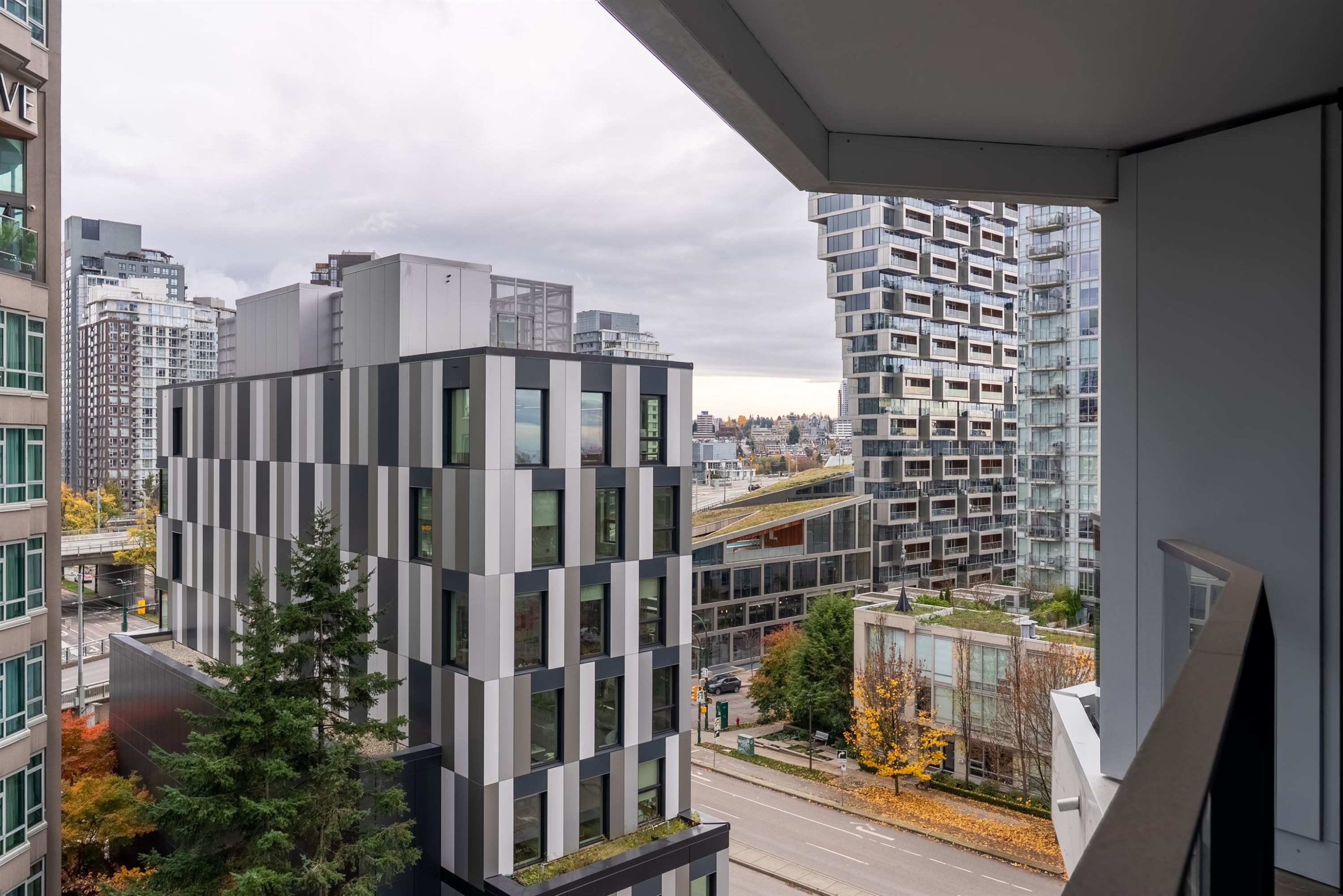 708-889 Pacific Street, Vancouver, BC