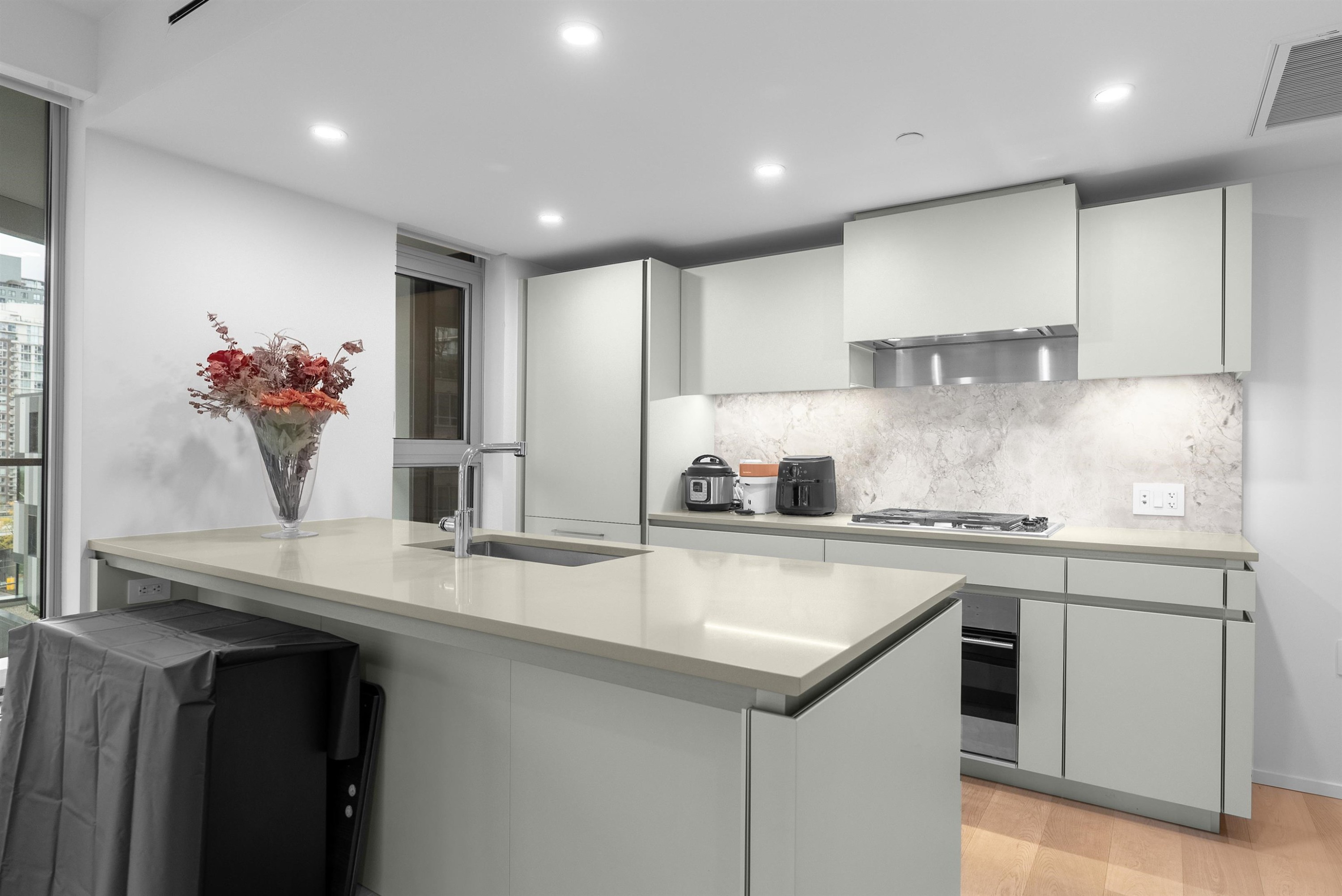 708-889 Pacific Street, Vancouver, BC