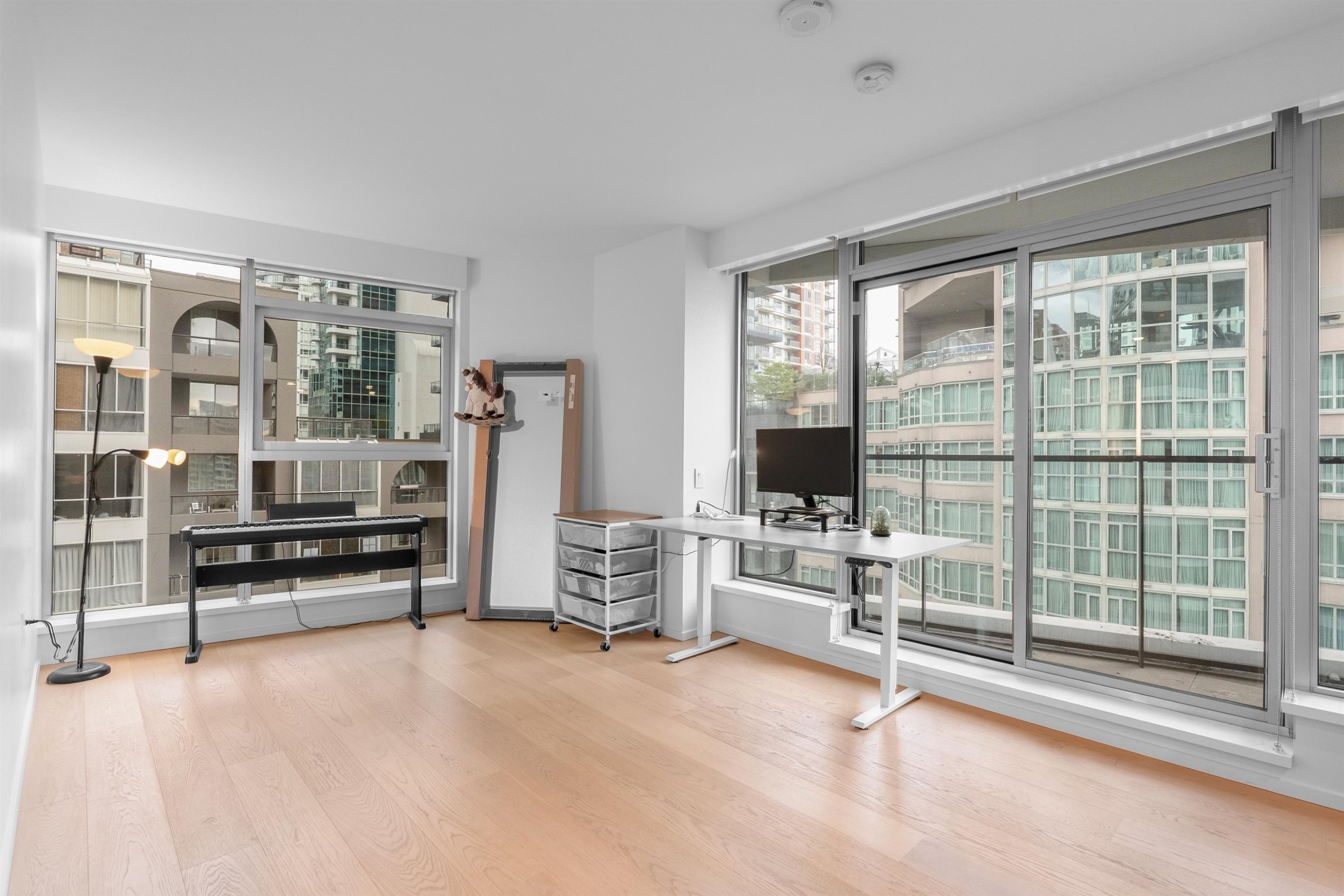 708-889 Pacific Street, Vancouver, BC