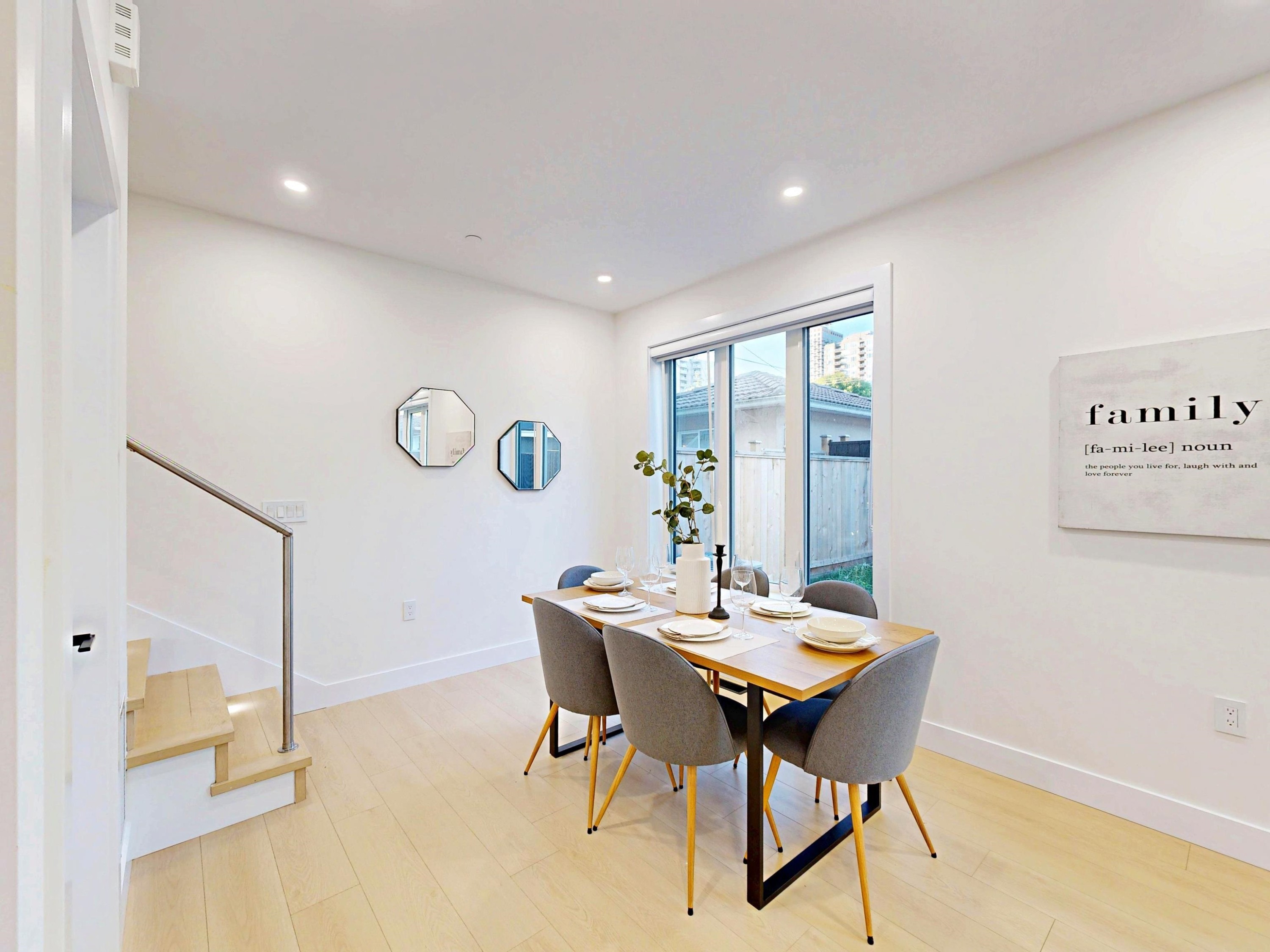 2-3425 Archimedes Street, Vancouver, BC