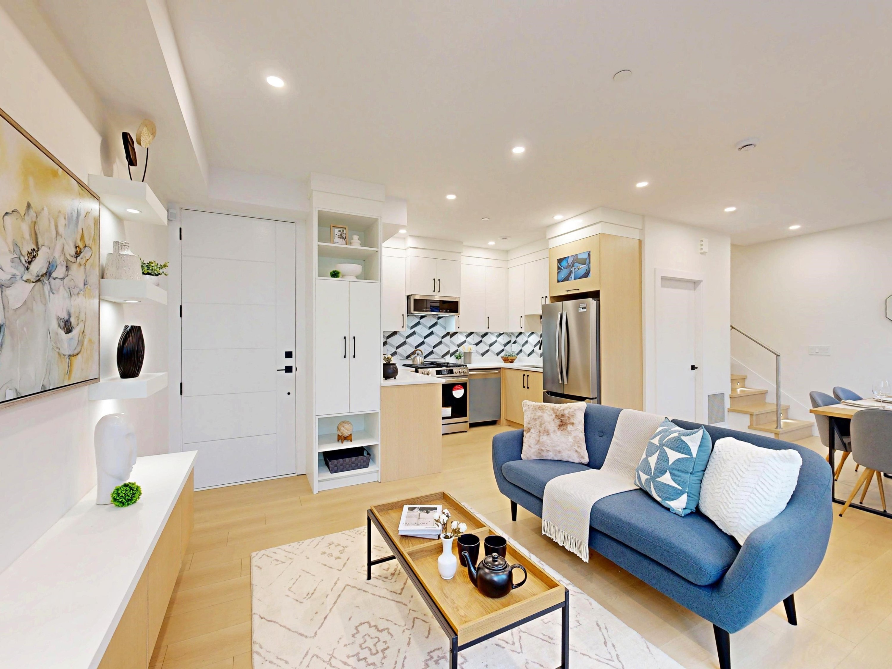 2-3425 Archimedes Street, Vancouver, BC