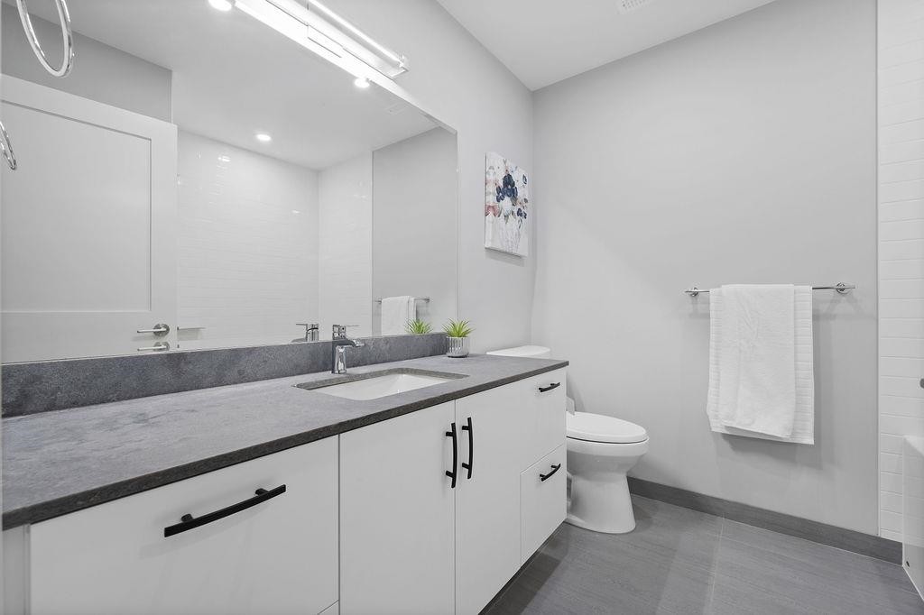 4684 Capilano Road, North Vancouver, BC