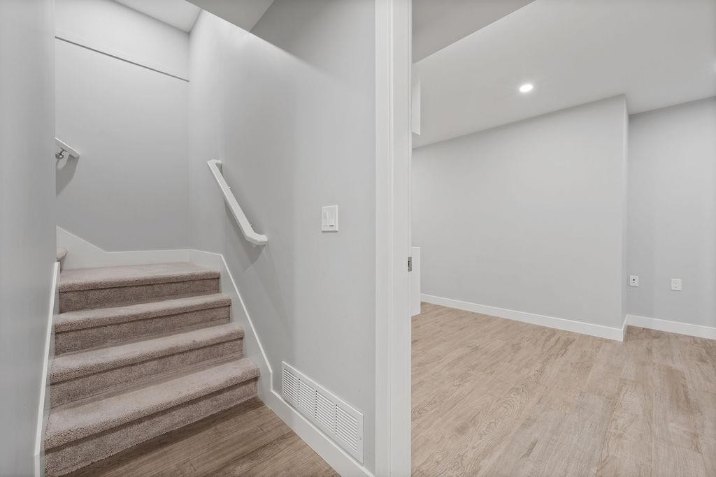 4684 Capilano Road, North Vancouver, BC