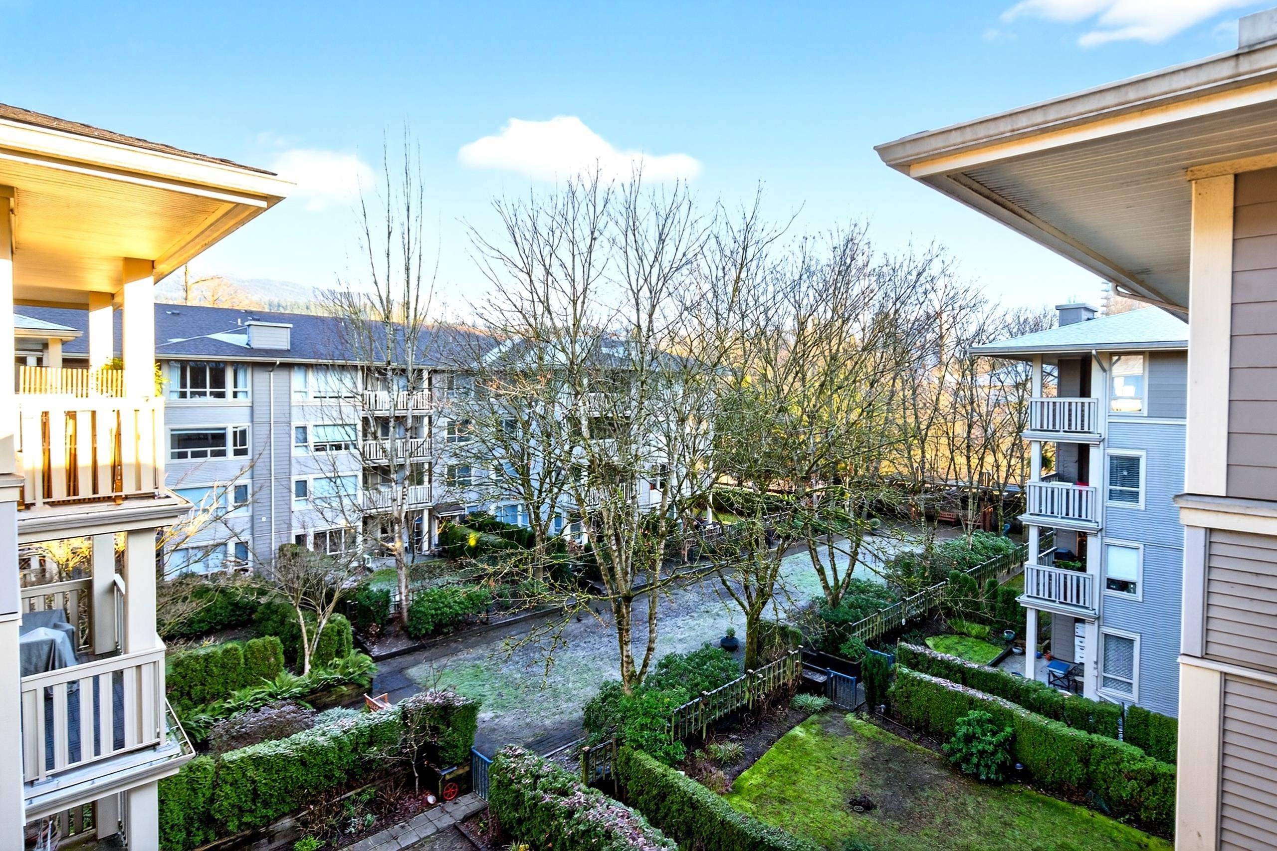 429-801 Klahanie Drive, Port Moody, BC