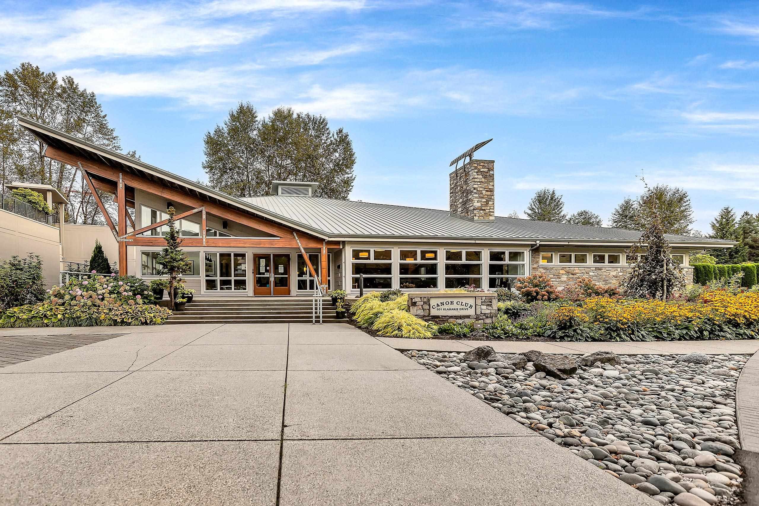 429-801 Klahanie Drive, Port Moody, BC