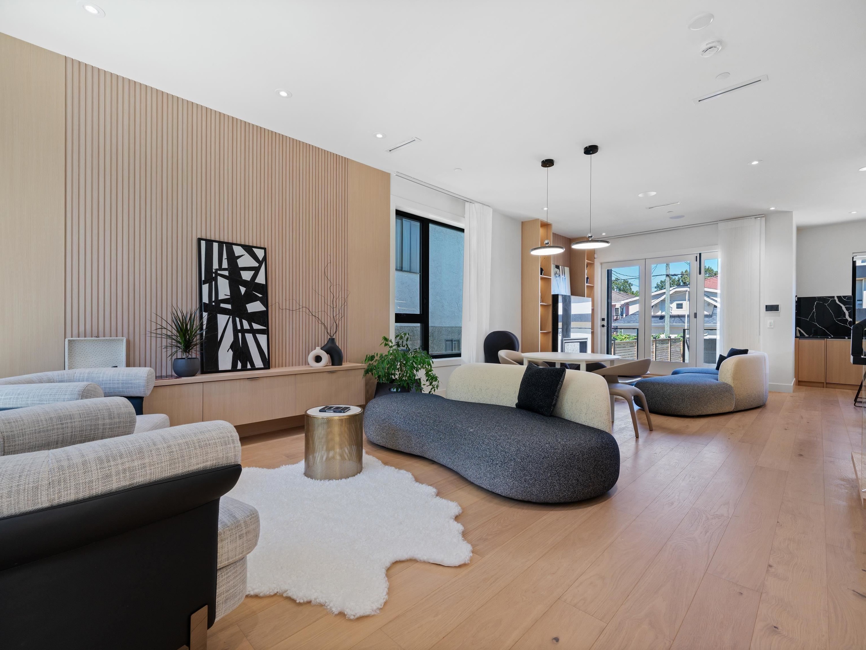 2111 46Th Avenue E, Vancouver, BC