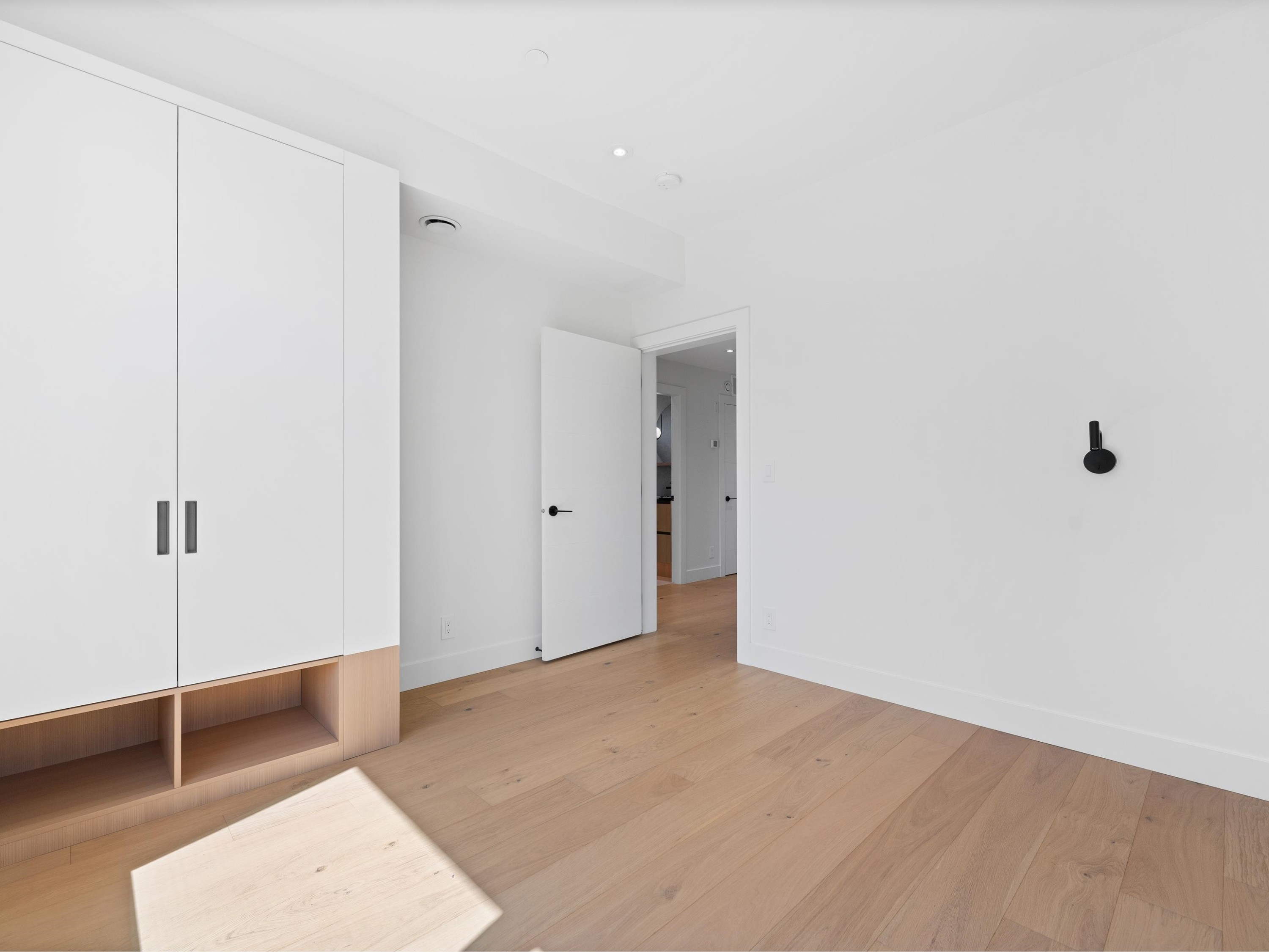 2111 46Th Avenue E, Vancouver, BC