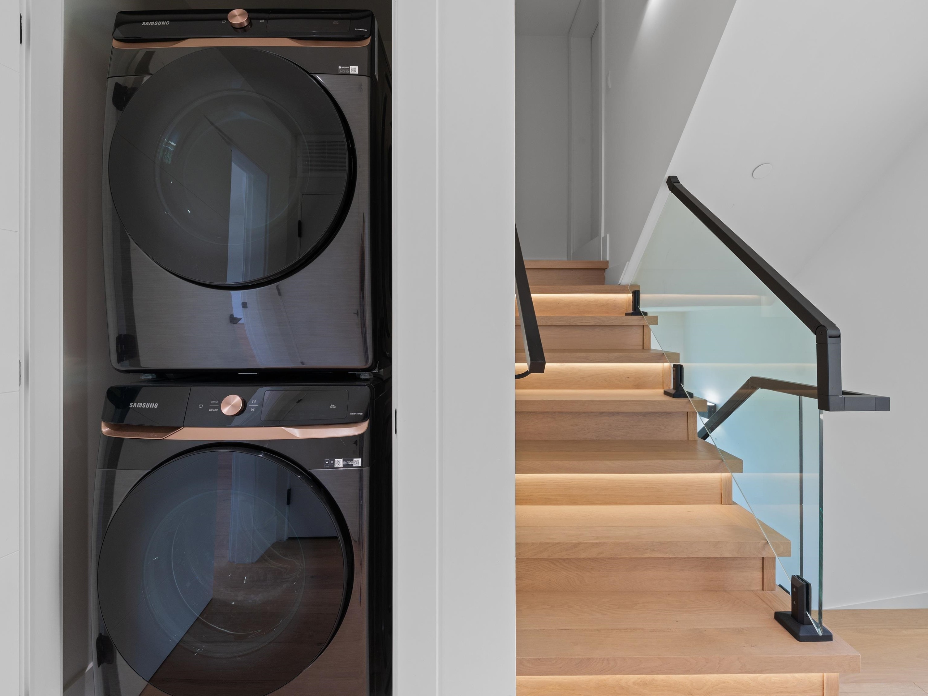 2111 46Th Avenue E, Vancouver, BC