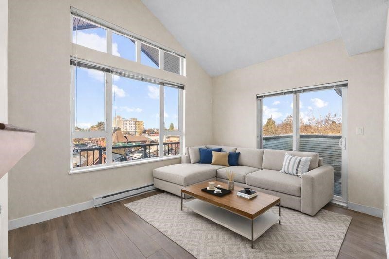 417-7089 Mont Royal Square, Vancouver, BC