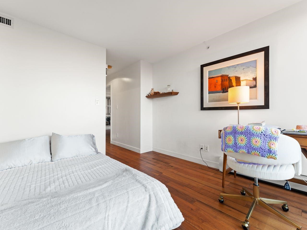 1207-188 Keefer Street, Vancouver, BC