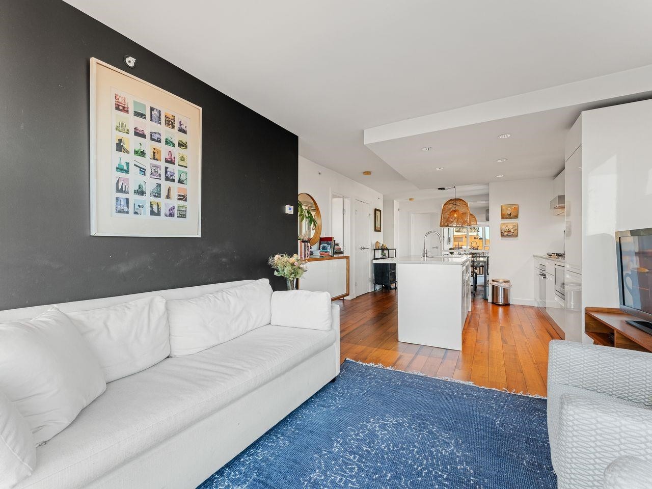 1207-188 Keefer Street, Vancouver, BC