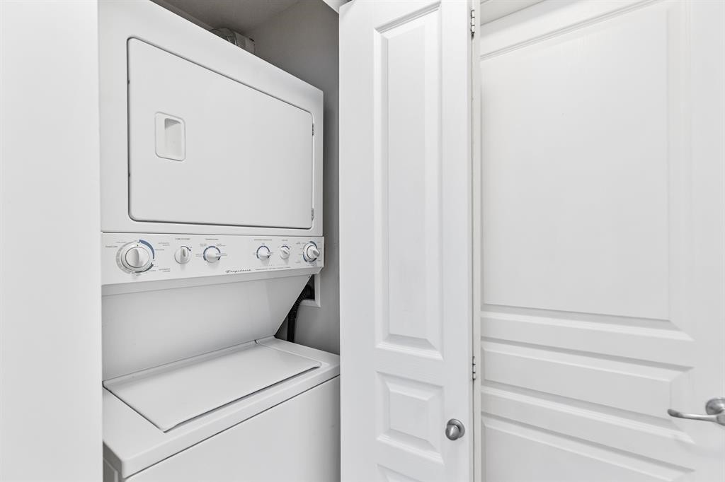 210-12283 224 Street, Maple Ridge, BC