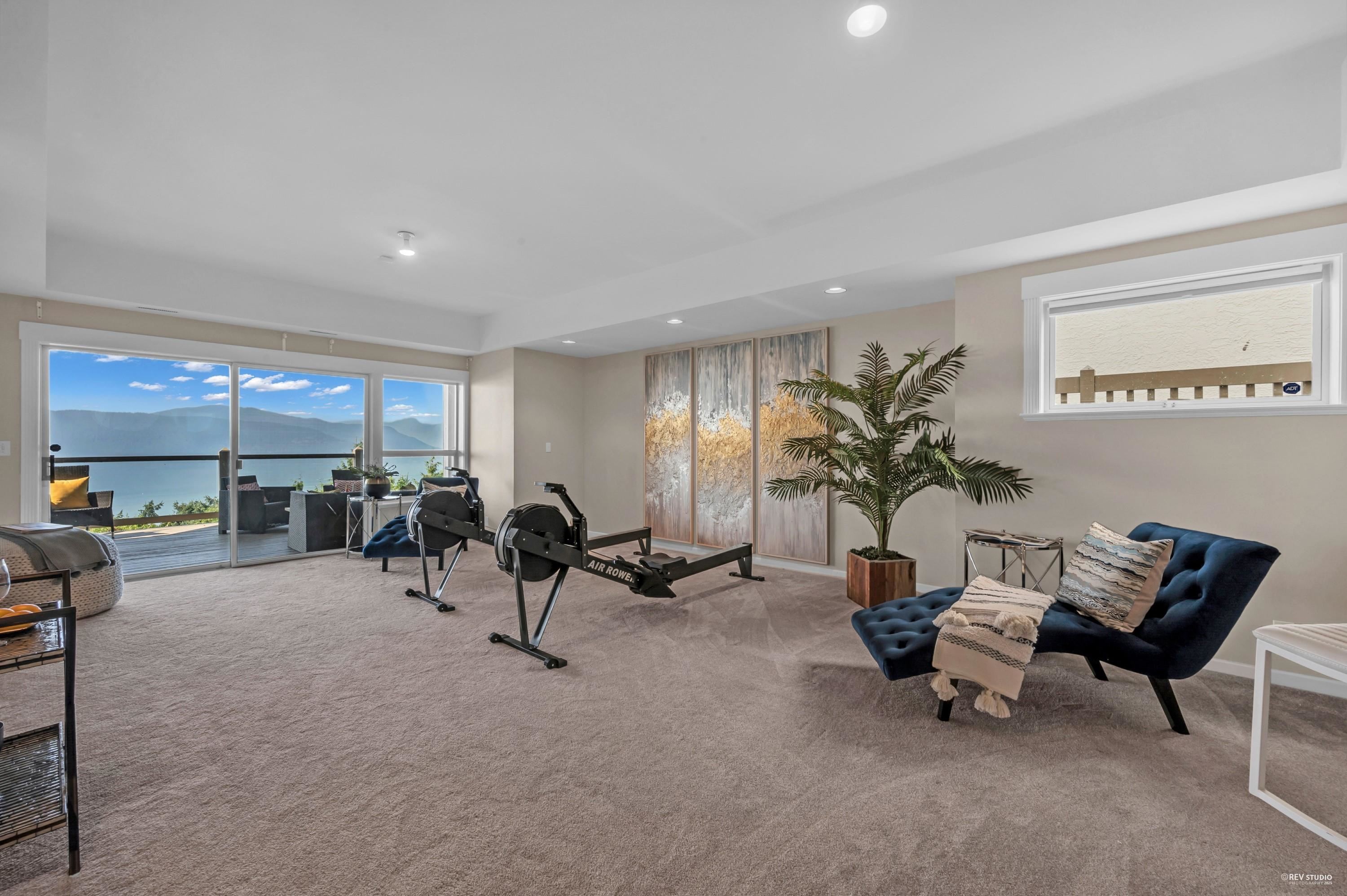 5433 Monte Bre Place, West Vancouver, BC