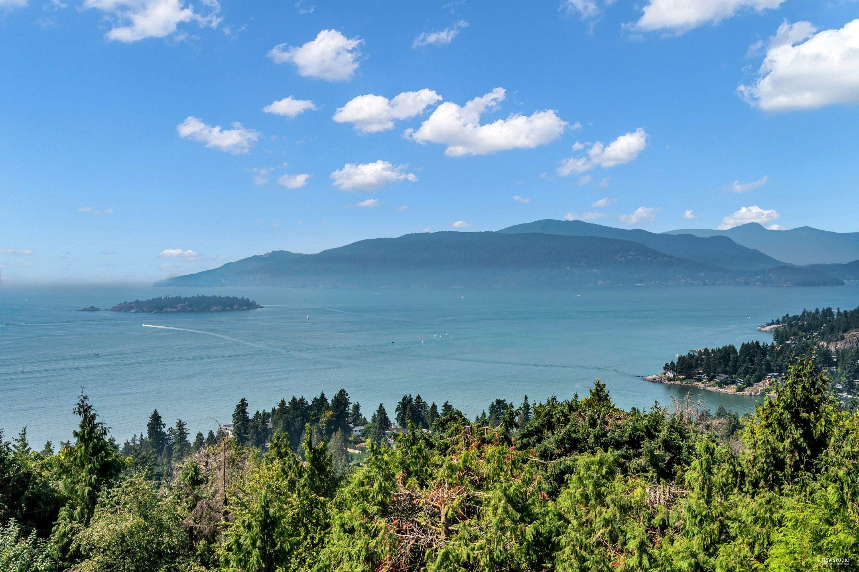 5433 Monte Bre Place, West Vancouver, BC