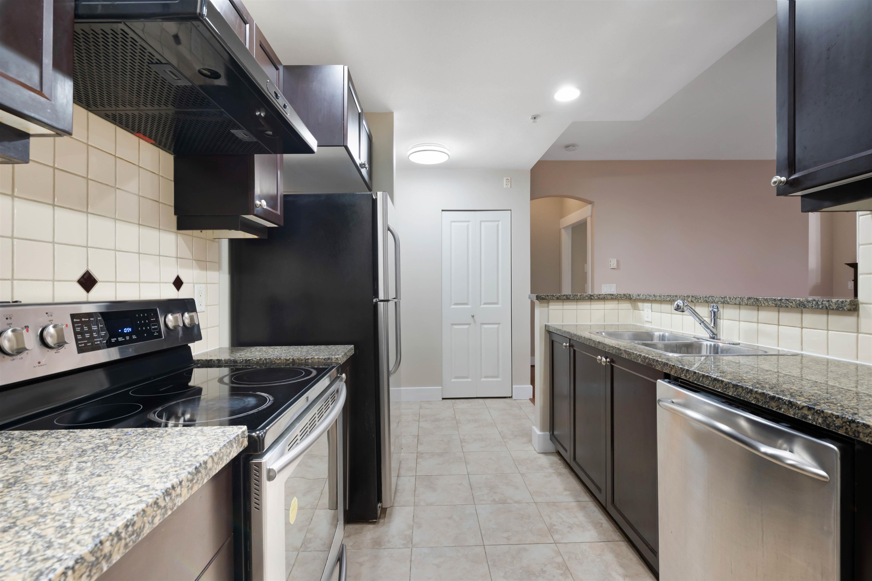 114-6279 Eagles Drive, Vancouver, BC