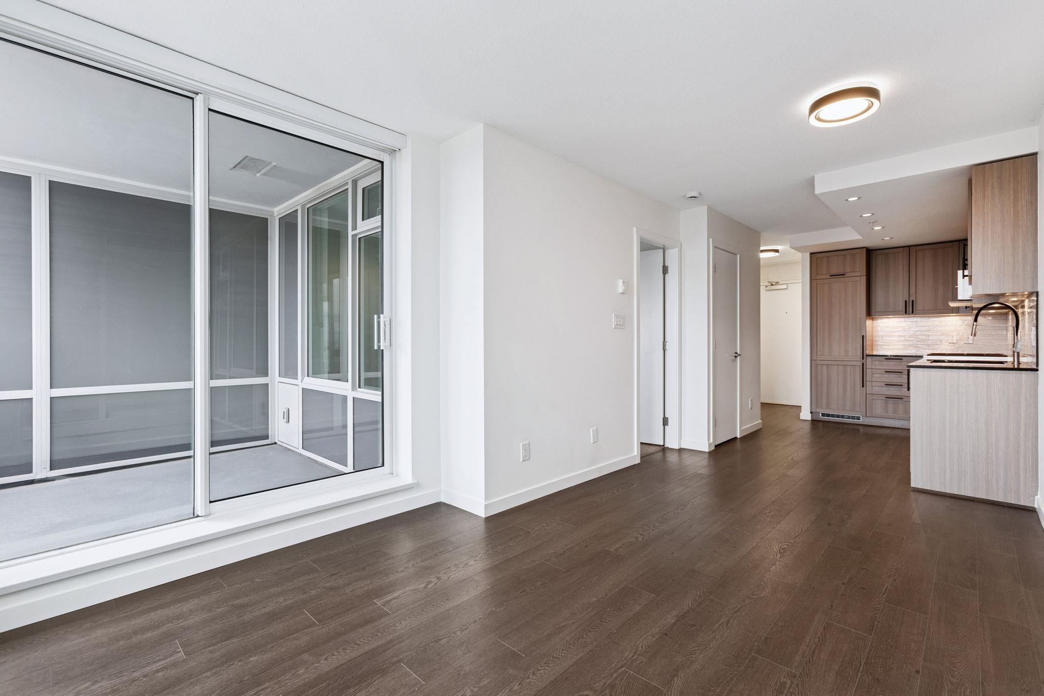 2003-5515 Boundary Road, Vancouver, BC