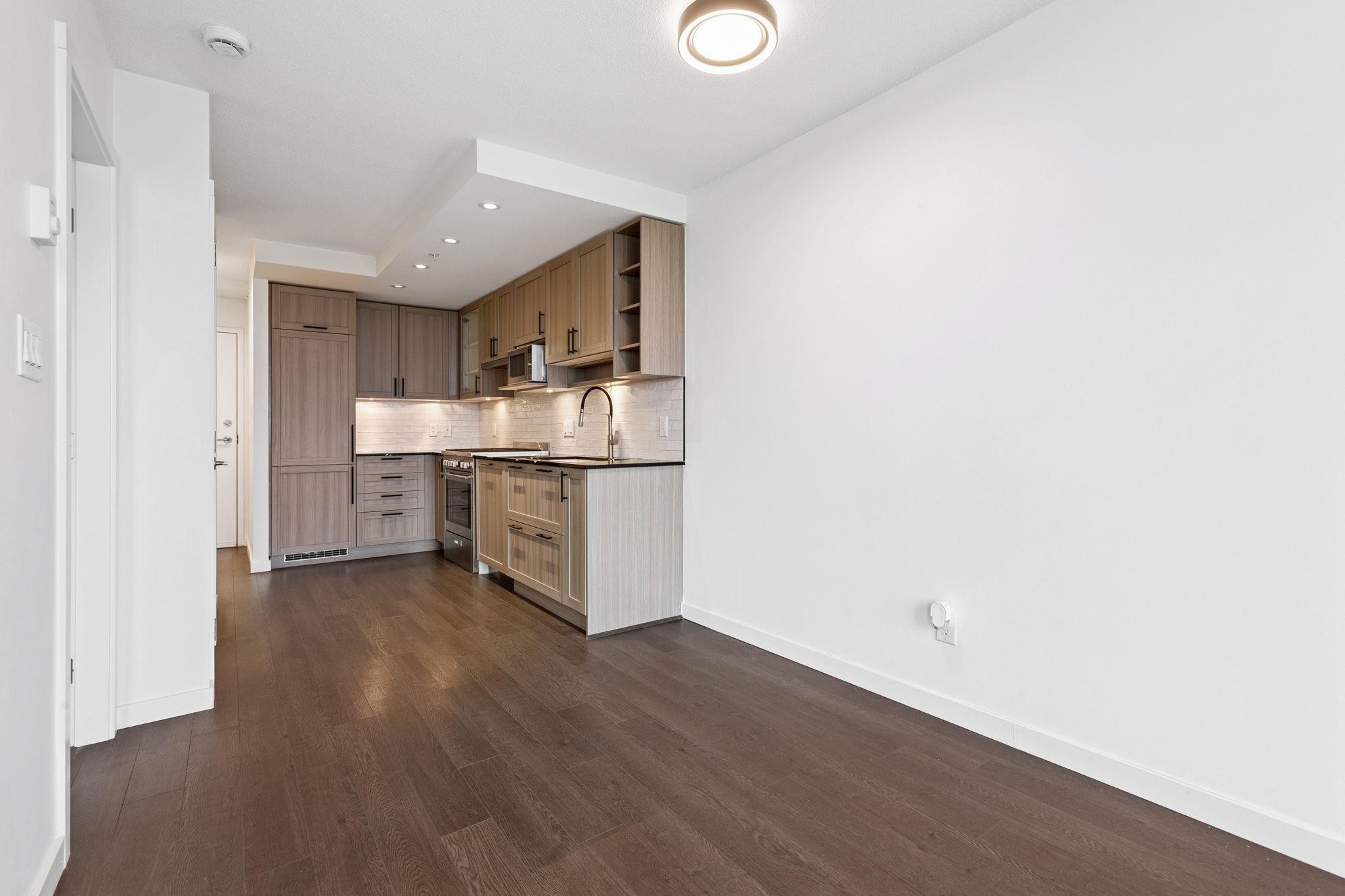 2003-5515 Boundary Road, Vancouver, BC