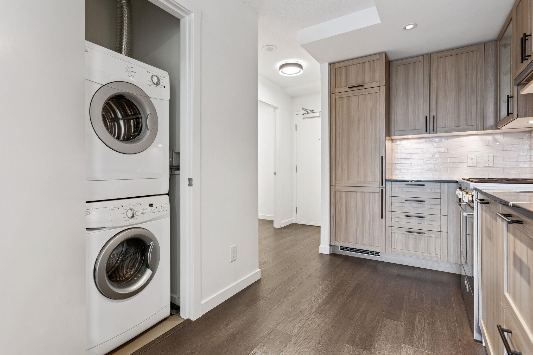 2003-5515 Boundary Road, Vancouver, BC