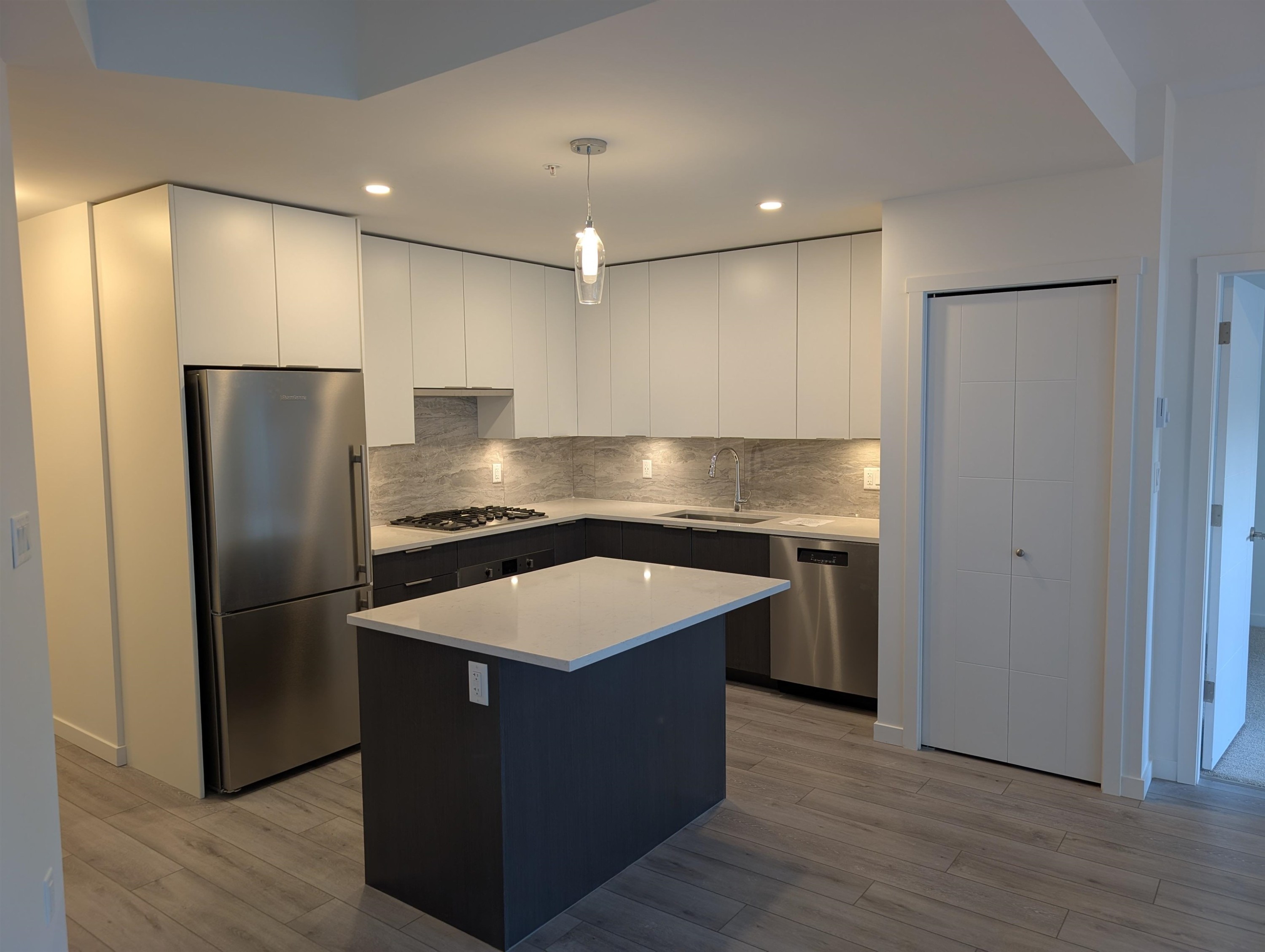 101-11641 227 Street, Maple Ridge, BC