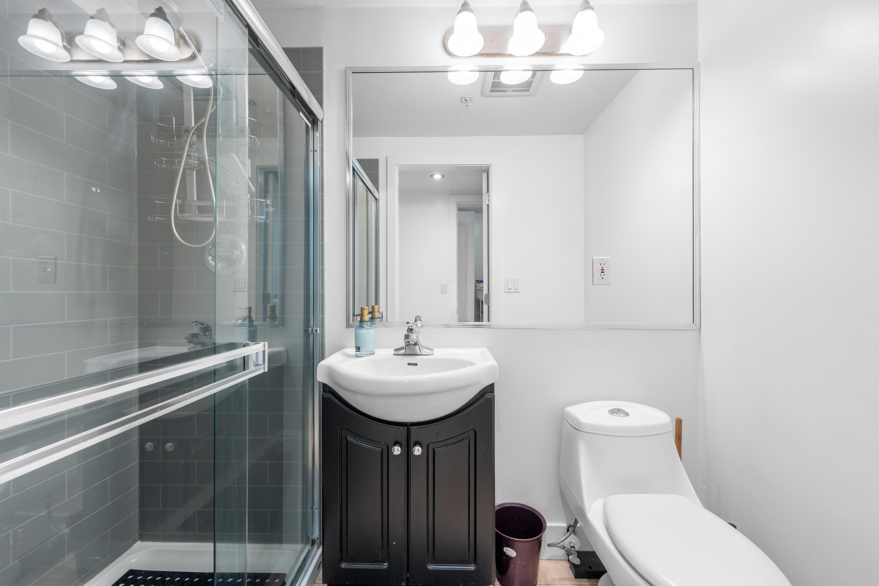 1636 12Th Avenue E, Vancouver, BC