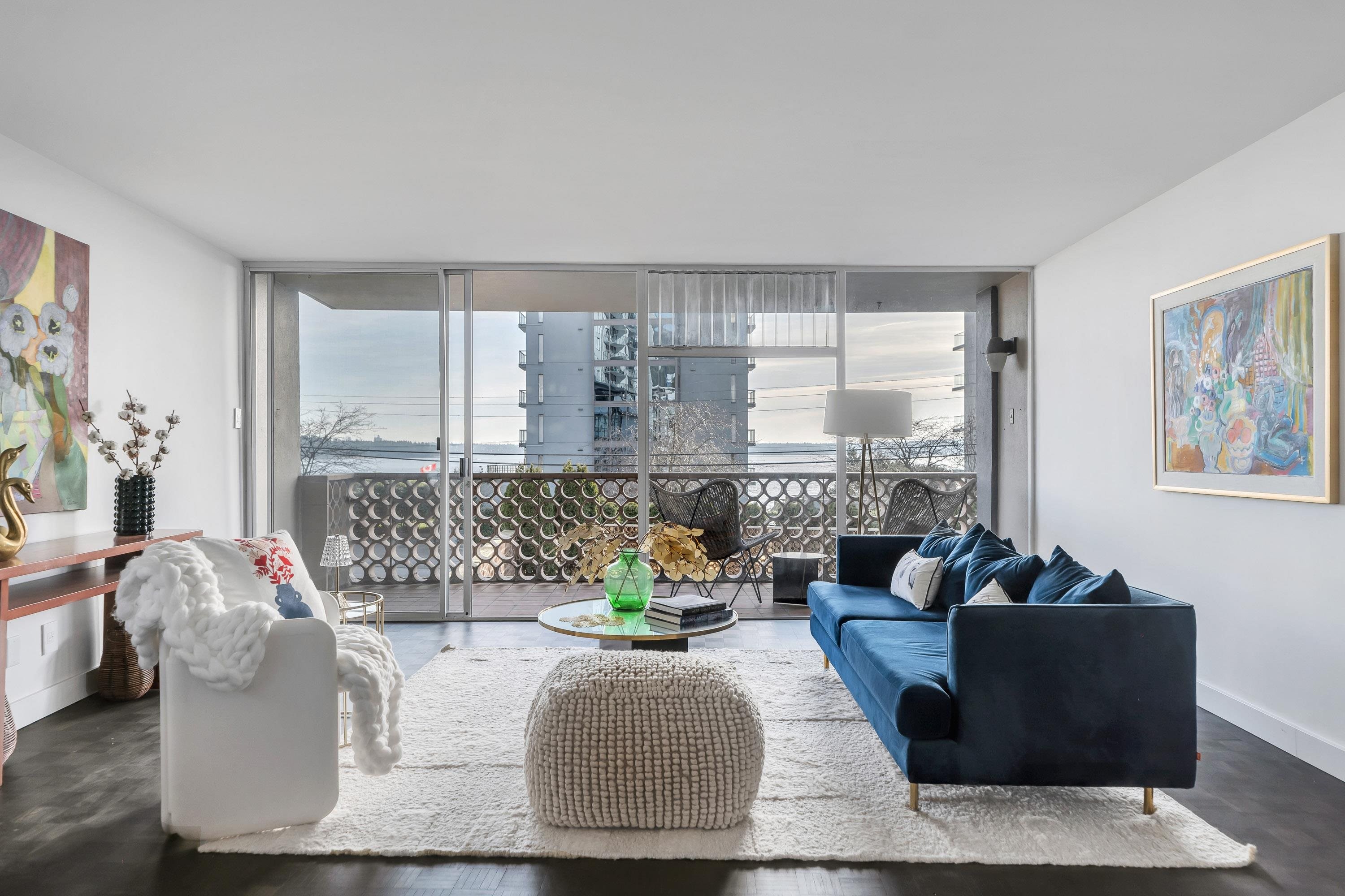 101-2135 Argyle Avenue, West Vancouver, BC