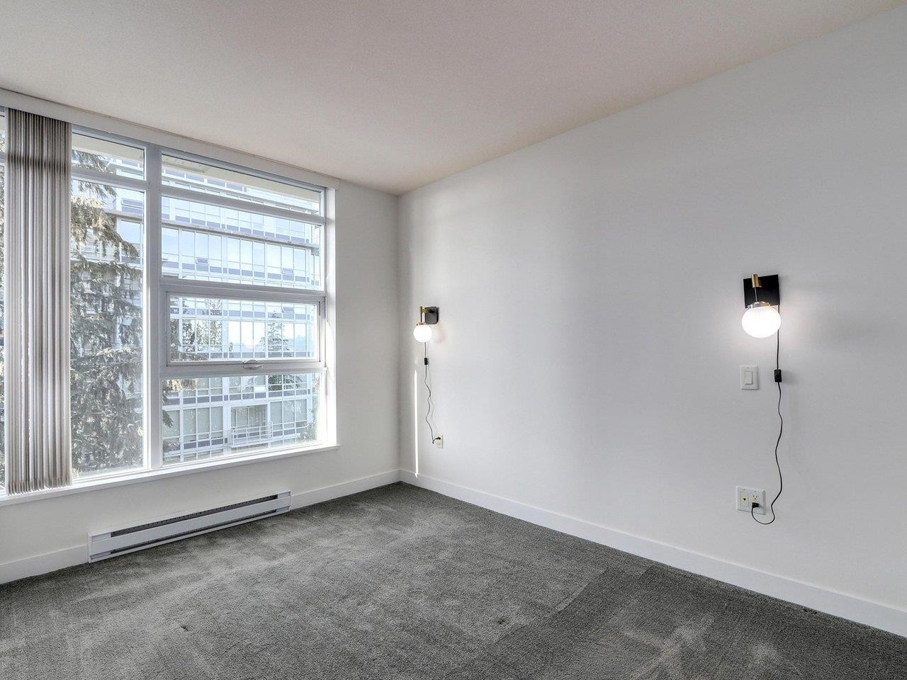 907-9188 University Crescent, Burnaby, BC