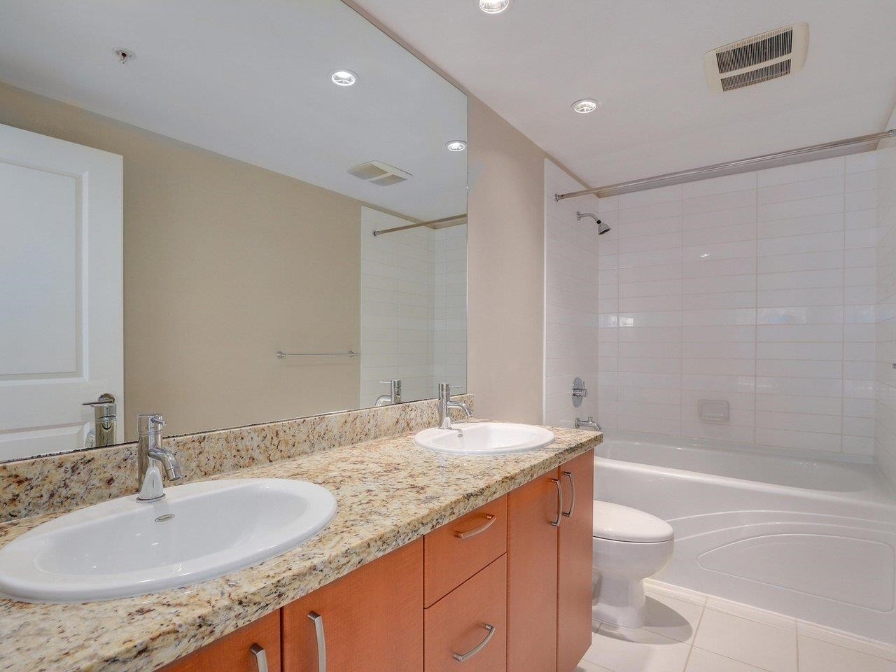 907-9188 University Crescent, Burnaby, BC