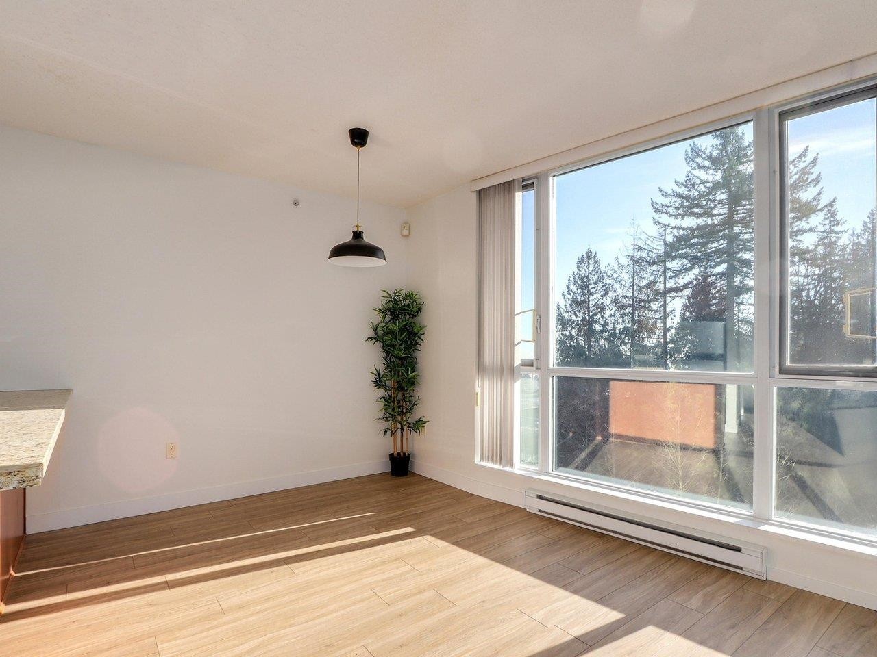 907-9188 University Crescent, Burnaby, BC