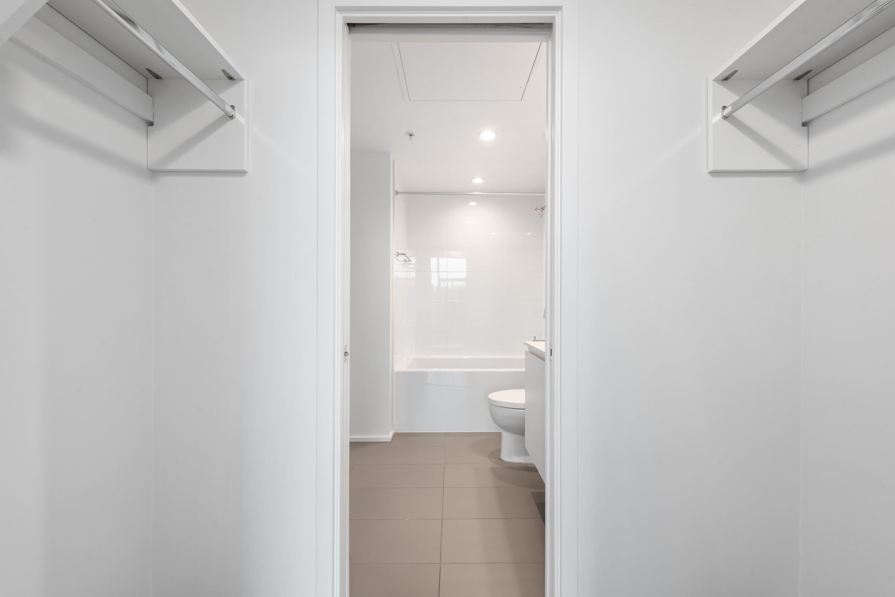 1004-3809 Evergreen Place, Burnaby, BC