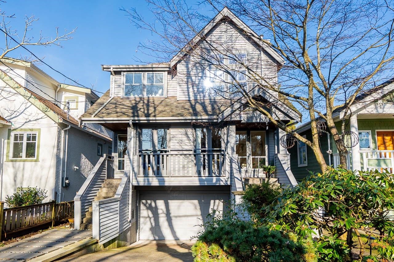 3241 6Th Avenue W, Vancouver, BC