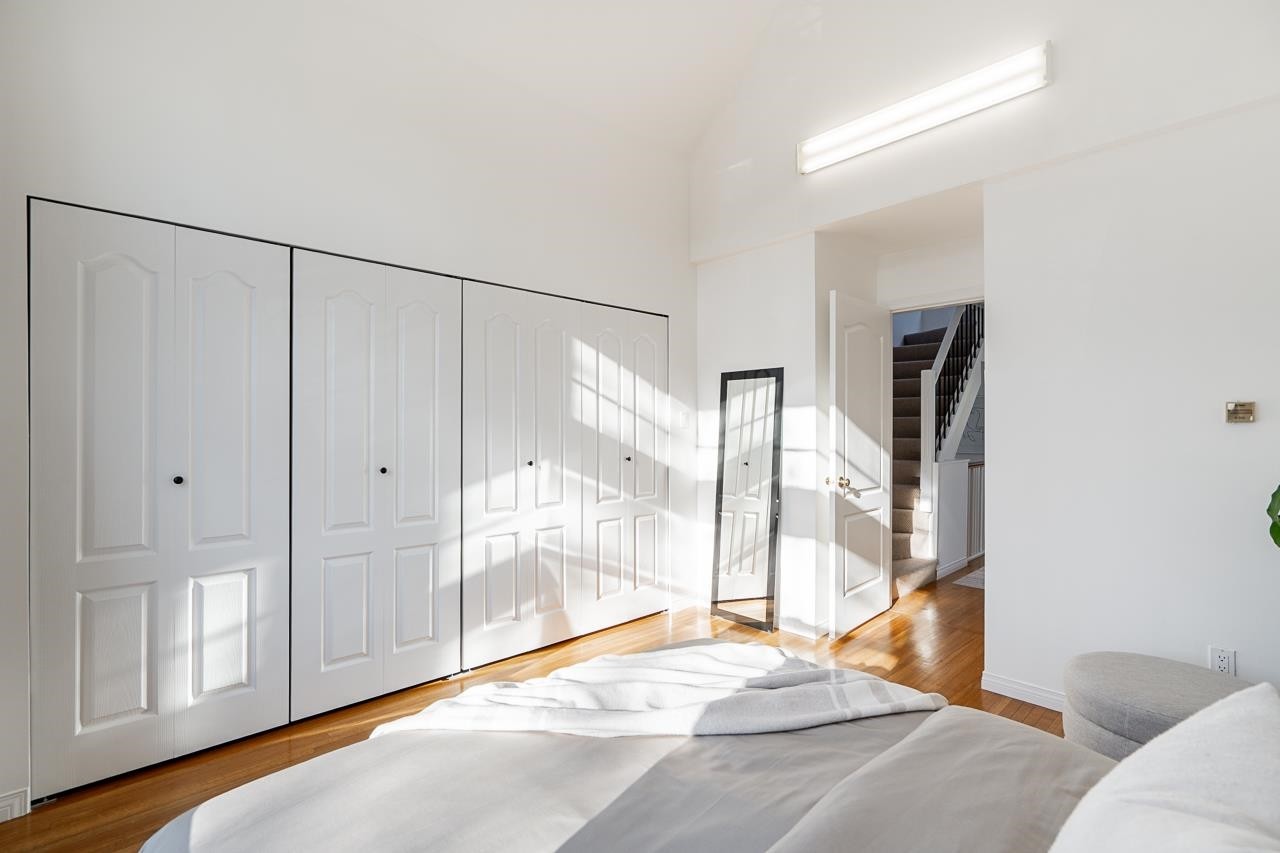 3241 6Th Avenue W, Vancouver, BC