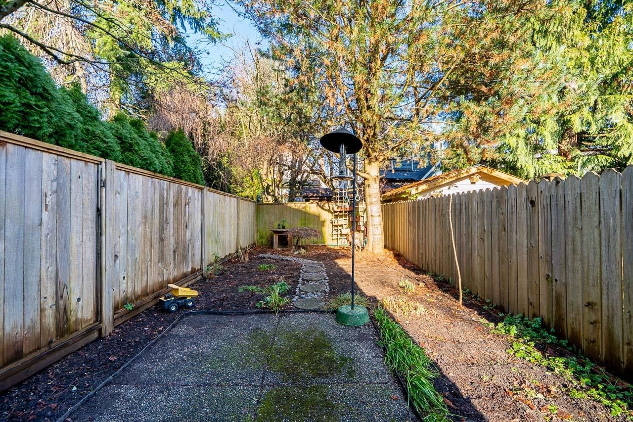 3241 6Th Avenue W, Vancouver, BC