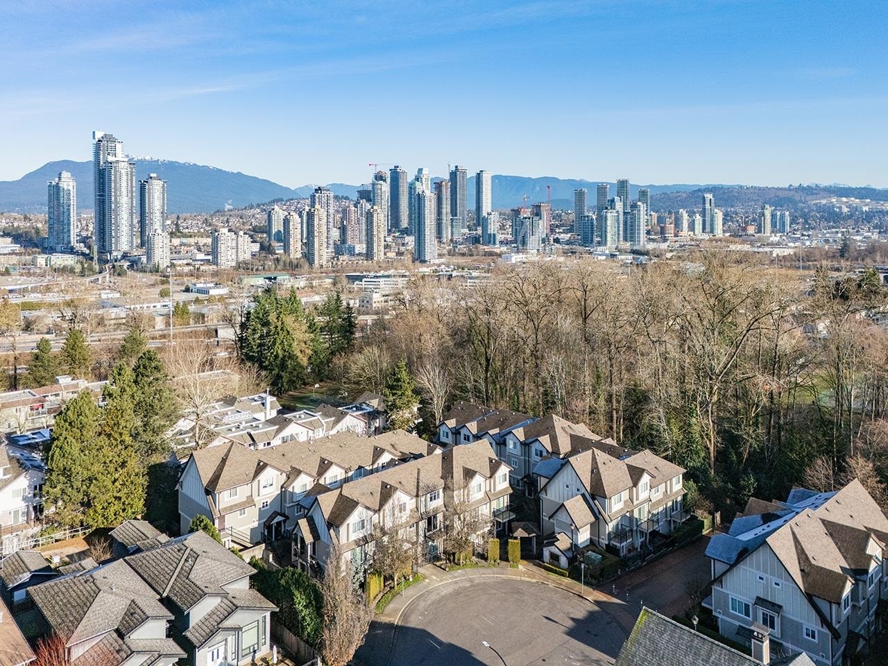 121-3888 Norfolk Street, Burnaby, BC