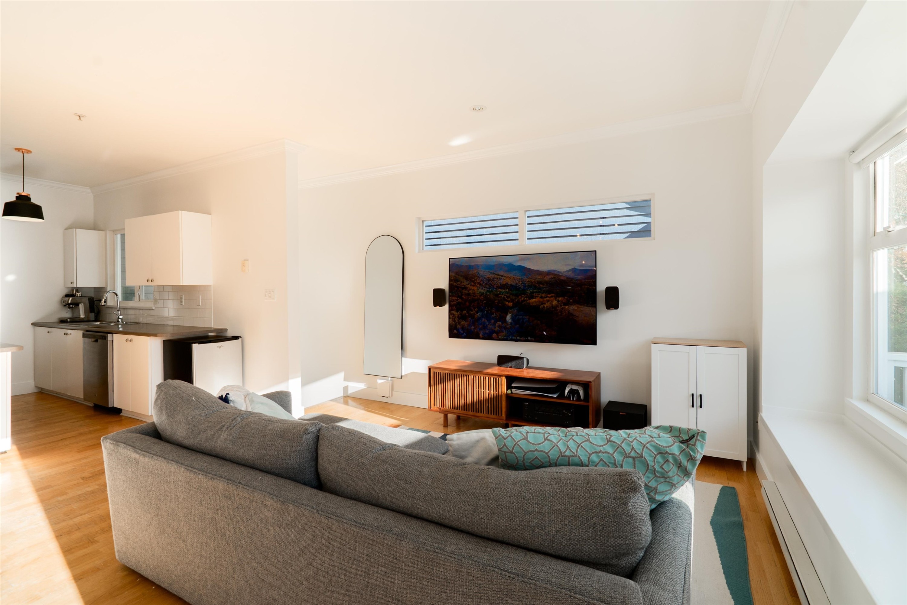 888 Union Street, Vancouver, BC